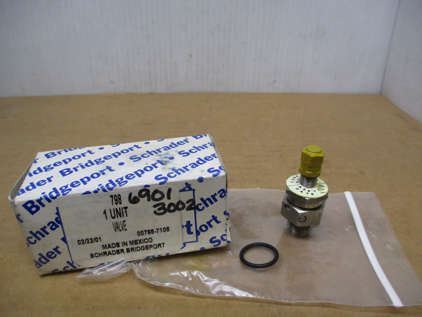 Schrader BRIDGEPORT  P/N 798A Pressure Valve