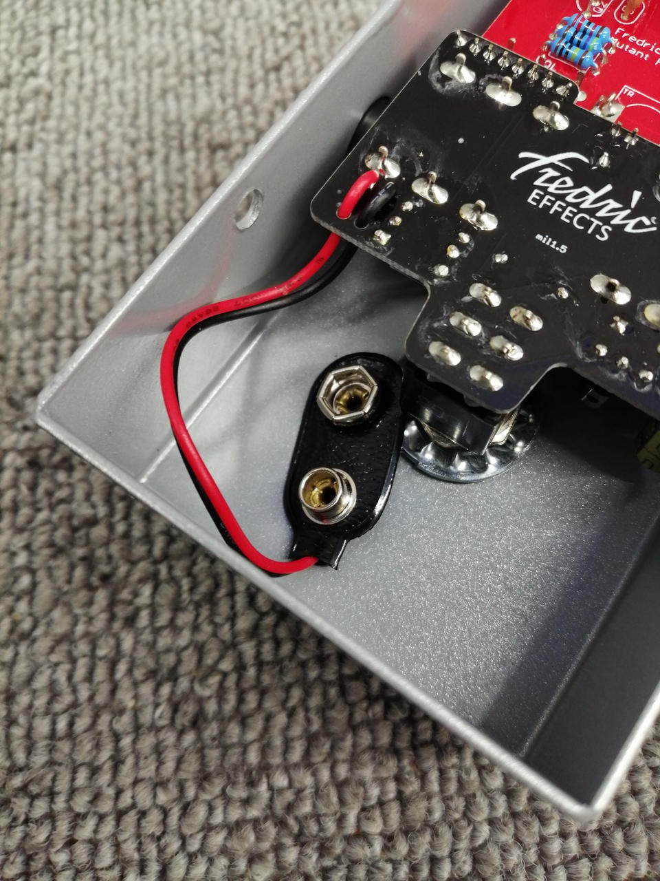 FREDRIC EFFECTS Mutant Fuzz Distortion Effect Pedal
