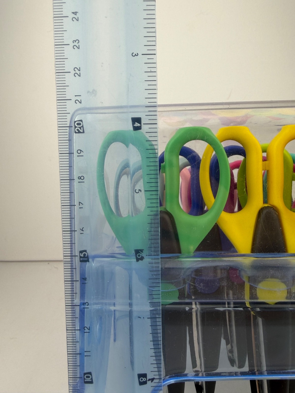 Fiskars Paper Edgers Decorative Scissors Set w Storage Case Scrapbooking