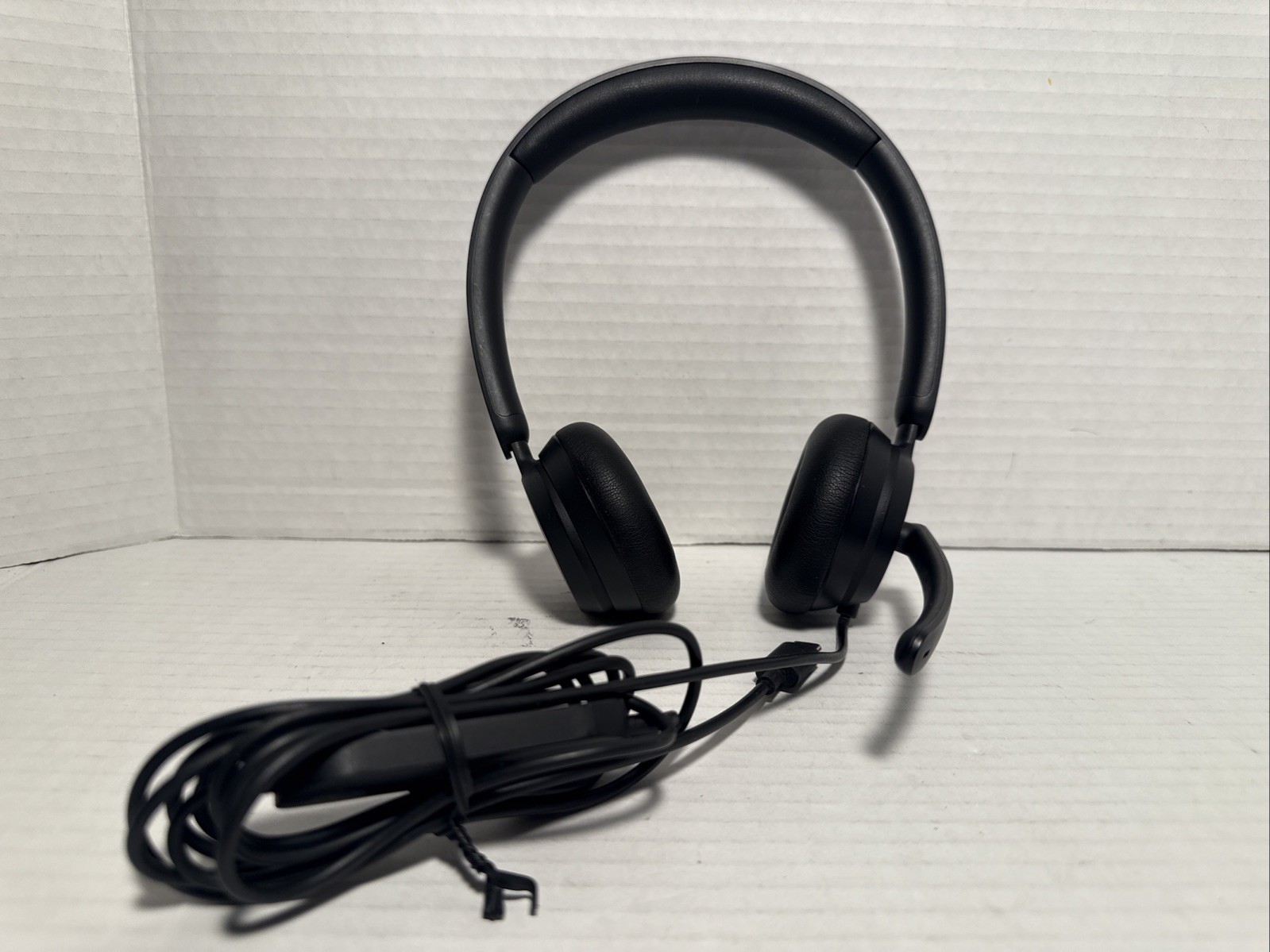 Microsoft Modern USB-C Wired Headset NC Mic Teams - Tested Good Used Condition