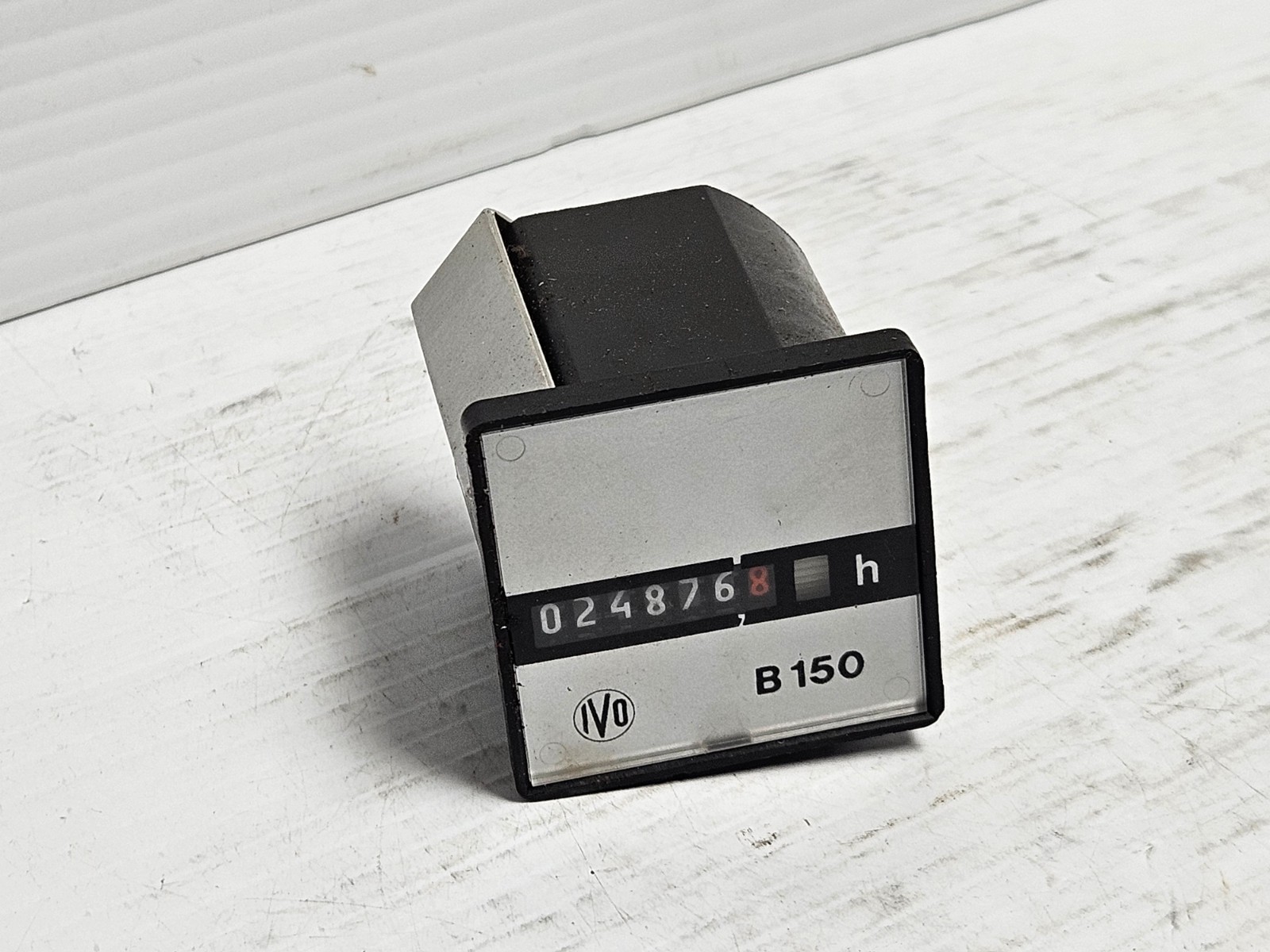 IVO B150 Counter Module 7 Digit 12-36Vdc Used