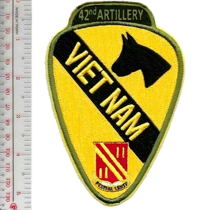 US Army Vietnam 1st Cavalry Division 42nd Artillery Regiment, 5th BN NO TARIFF