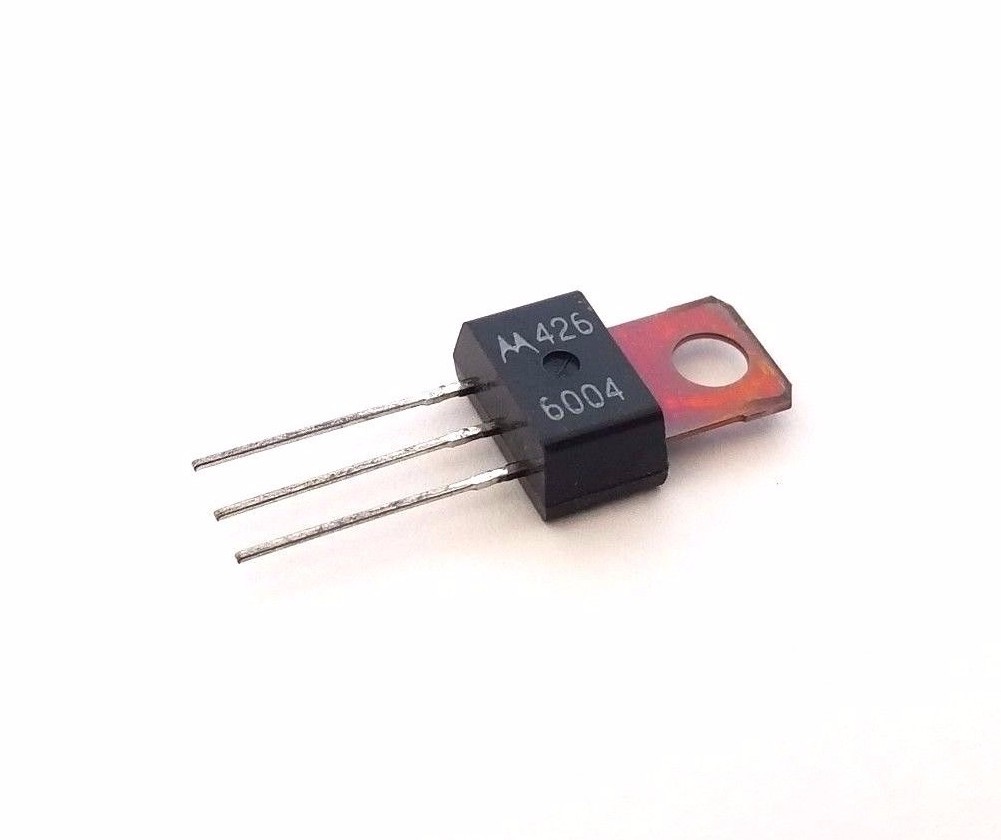 LOT OF 10   426 MPSU60 New Original MOTOROLA (ECG240)