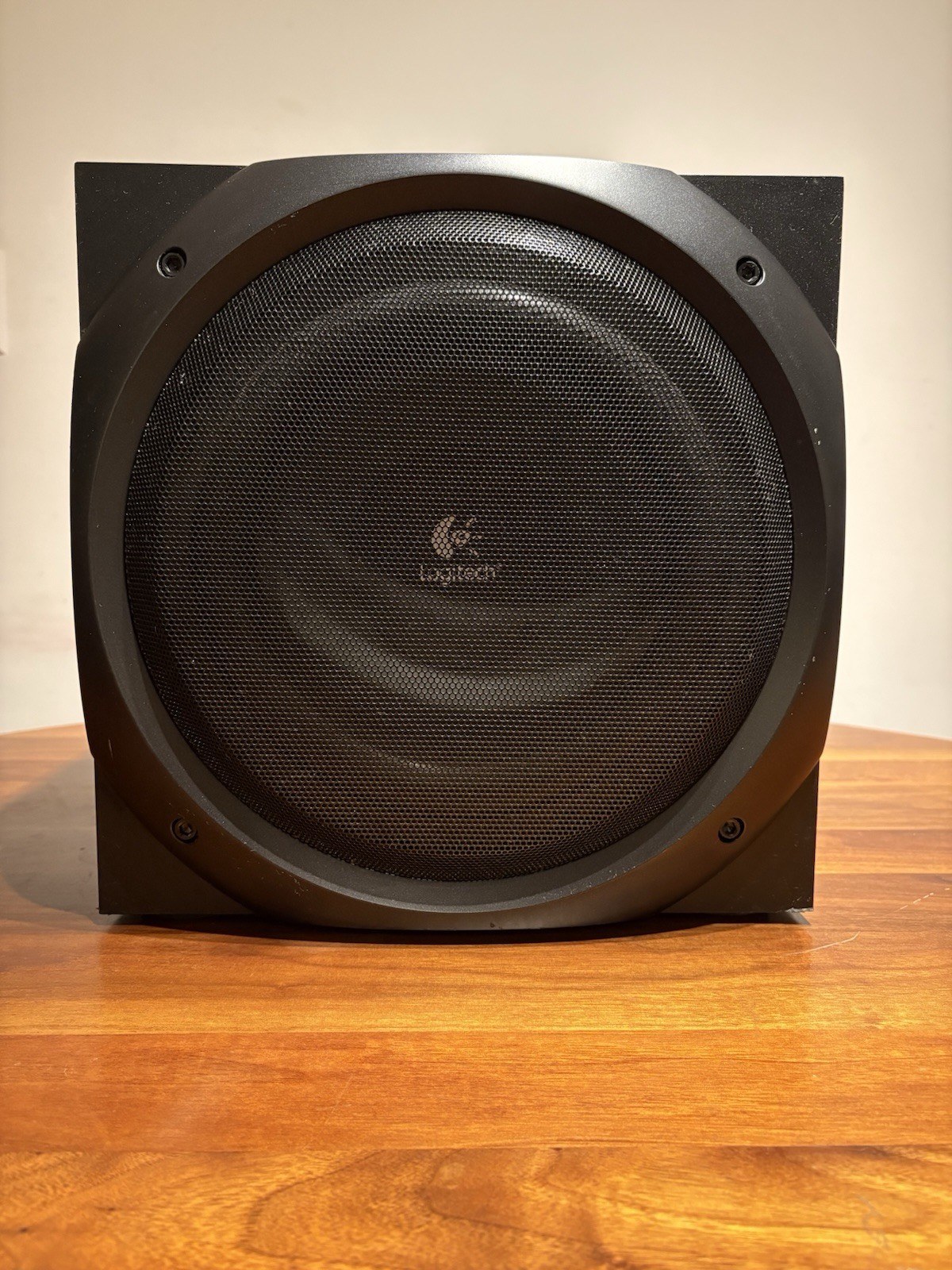 READ Logitech Z-5500 Digital Powered Subwoofer Only Tested Working