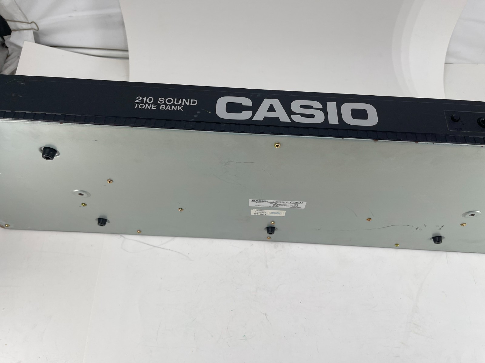 Casio Casiotone CT-607 61-Key Electronic Keyboard Pulse Code Modulation PCM