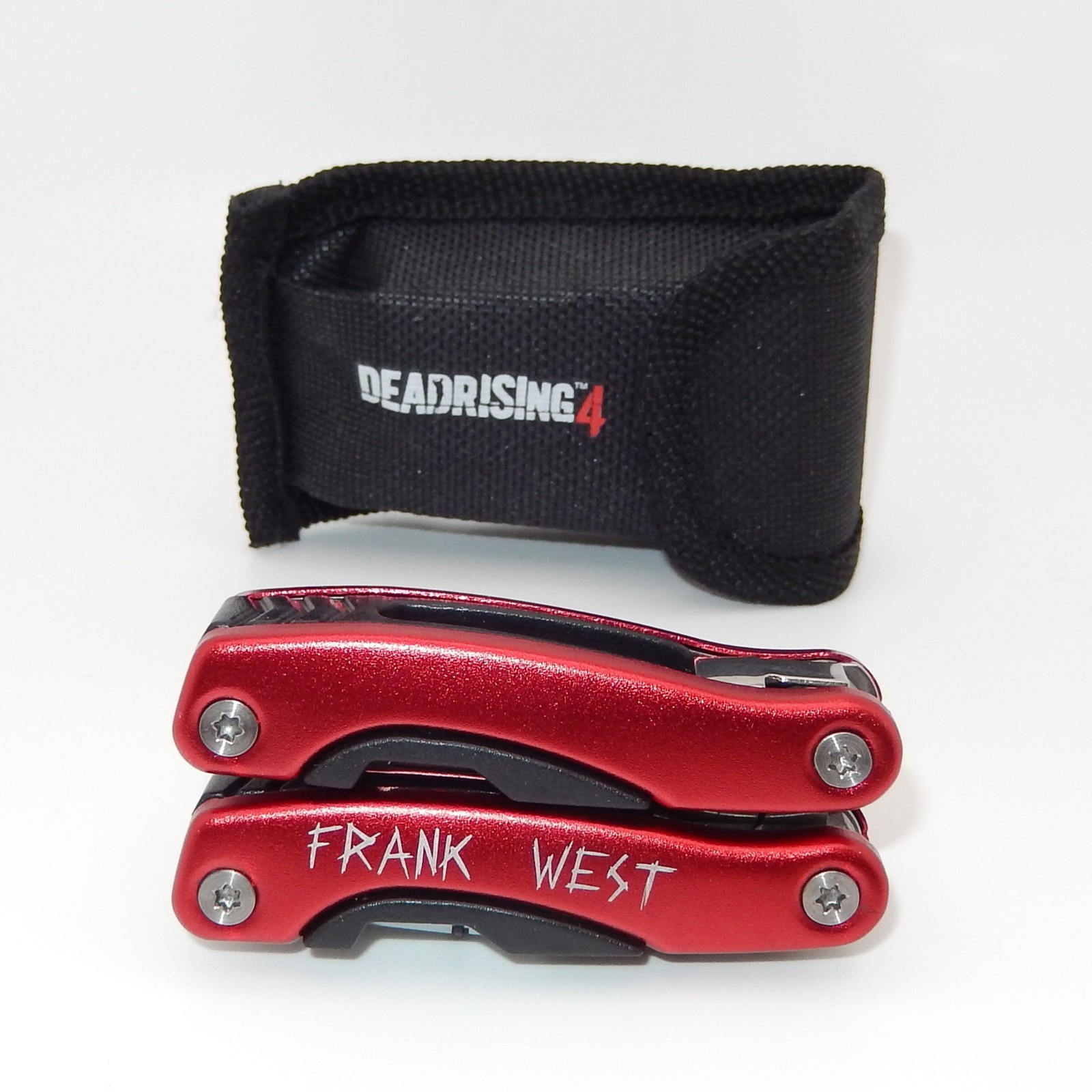 Dead Rising 4:  Frank West Multi-Tool / Loot Crate Gaming Exclusive