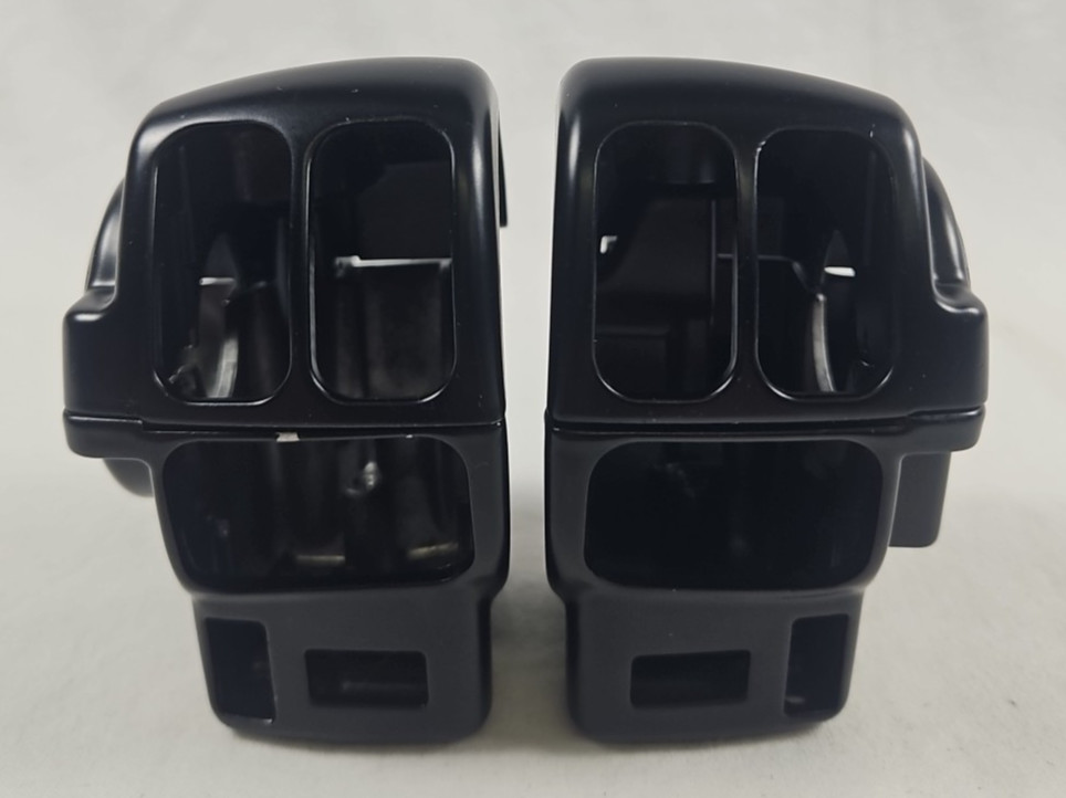 HARLEY DAVIDSON TOURING BLACK SWITCH HOUSINGS 71567-96