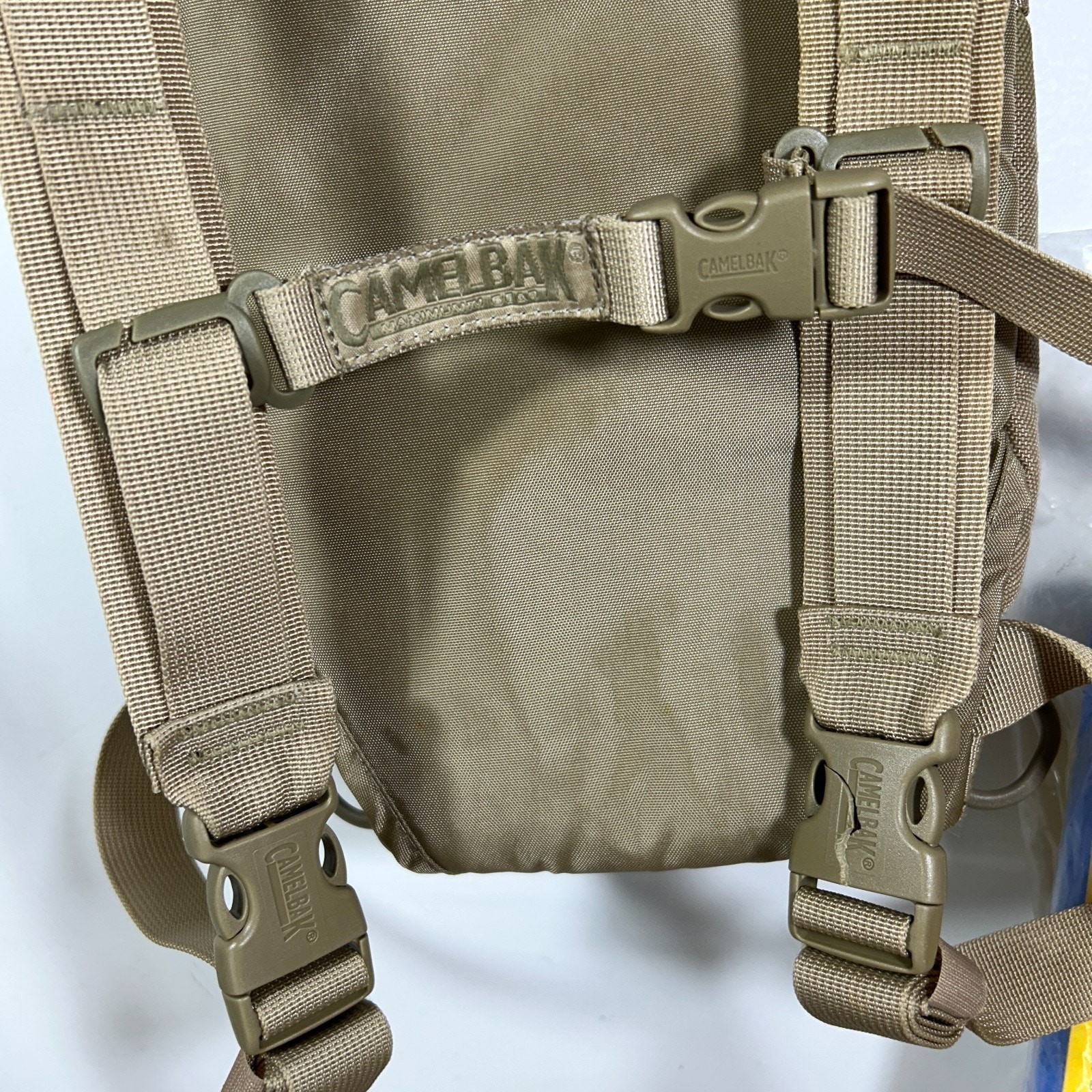 CamelBak Maximum Gear Desert Camo Thermobak 3L Hydration Back Pack Cleaning Kit