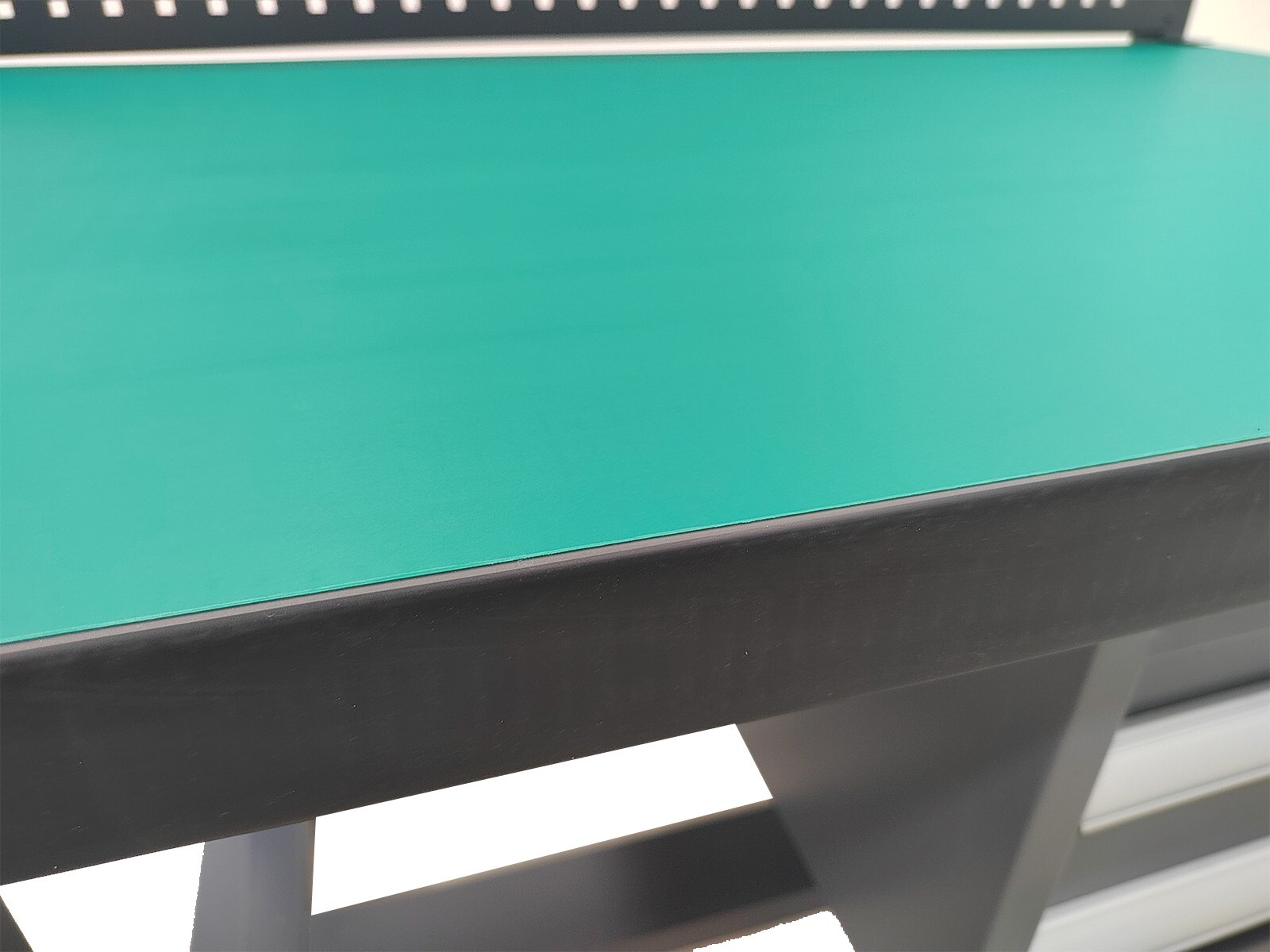 47"*29.5" Industrial Heavy-duty Assembly Line Work Table Anti-static Workbench