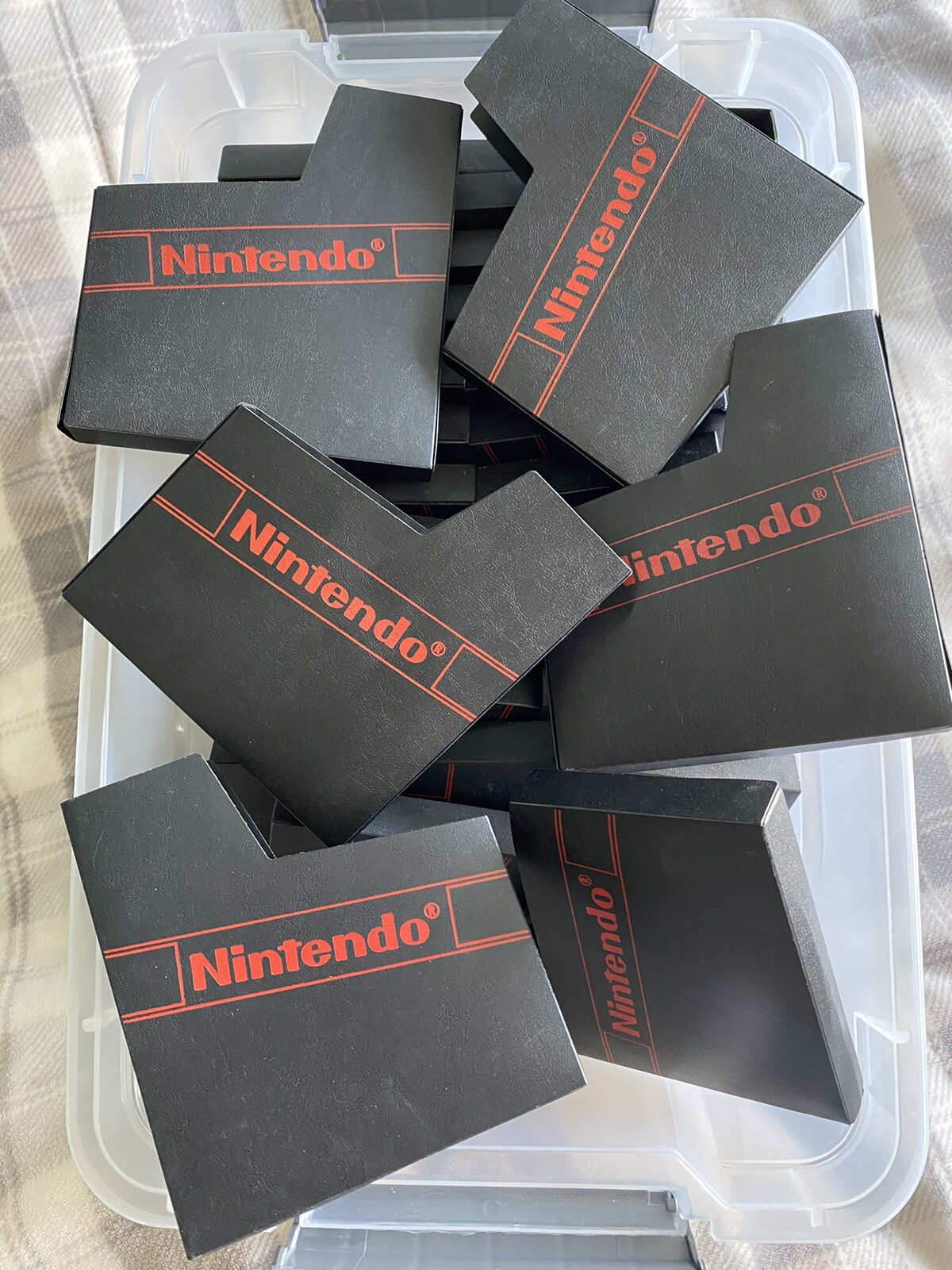 Bundles Of 2 Red Logo NES Original Dust Cover Cartridge Sleeve Nintendo Logo OEM