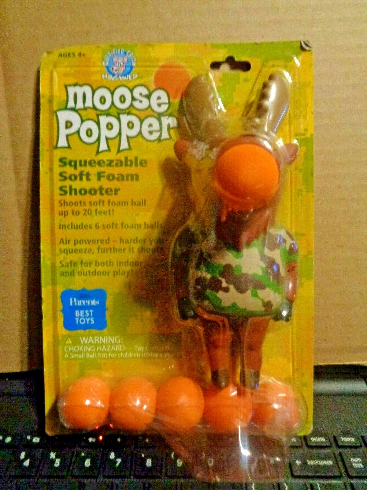 MOOSE POPPER TOY BY HOG WILD, 2013/6 Balls Included SEALED ON CARD