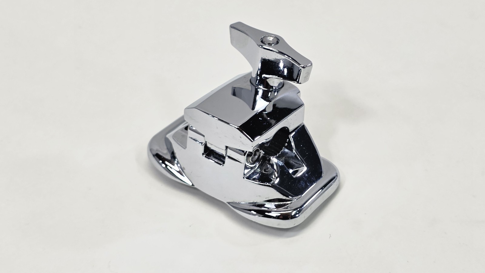 Tom / Floor Tom Drum Mounting Bracket with Gasket and Mounting Screws
