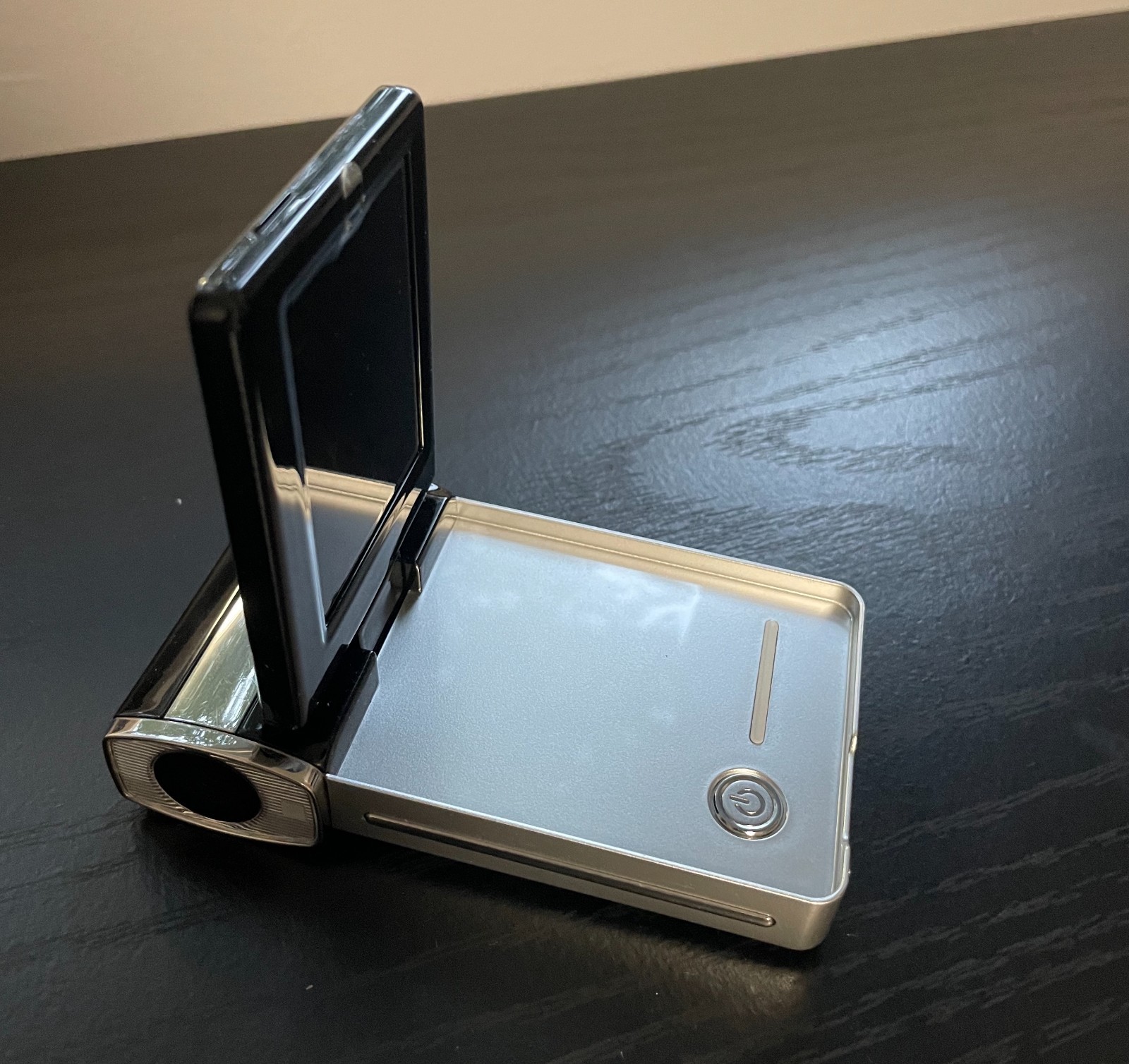 Roden HD-6T Black Camera Camcorder NOT WORKING