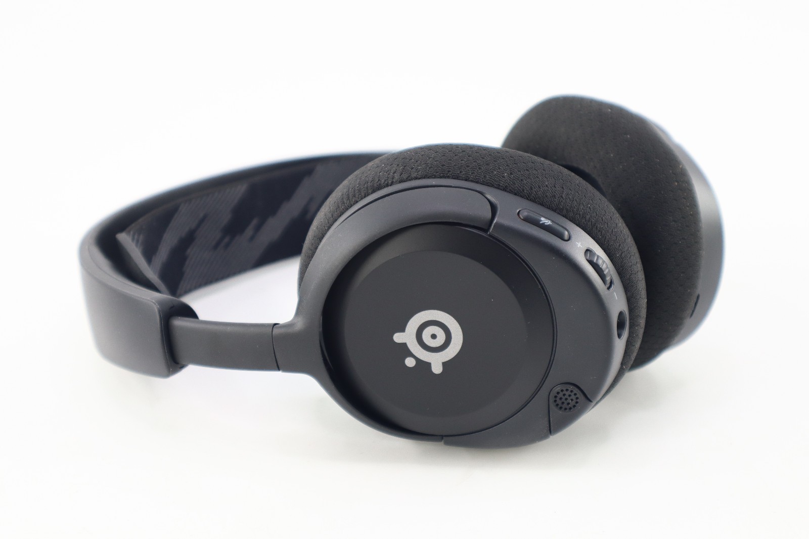 SteelSeries Arctis Nova 1 Wired Multi-System Gaming Headset Tested