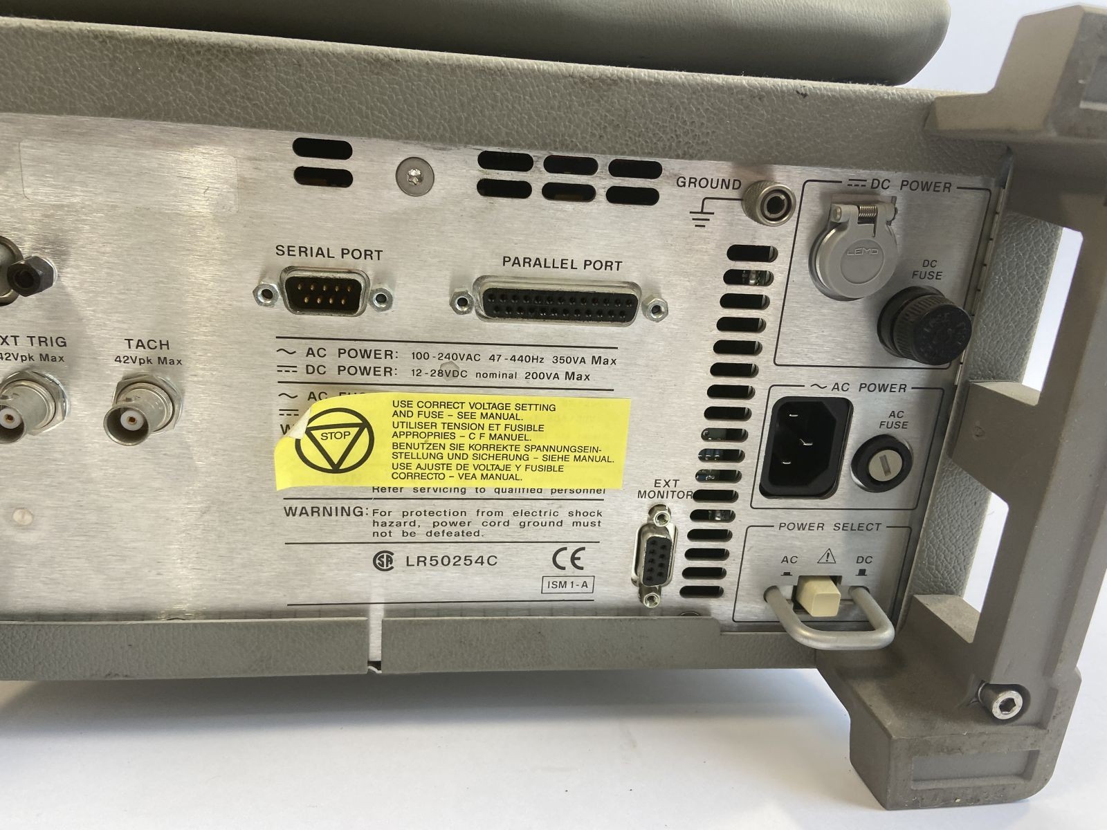 HP 35670A FFT Dynamic Signal Analyzer OPT: 1D2 1D3 1D4 AY6 Delaminated Display