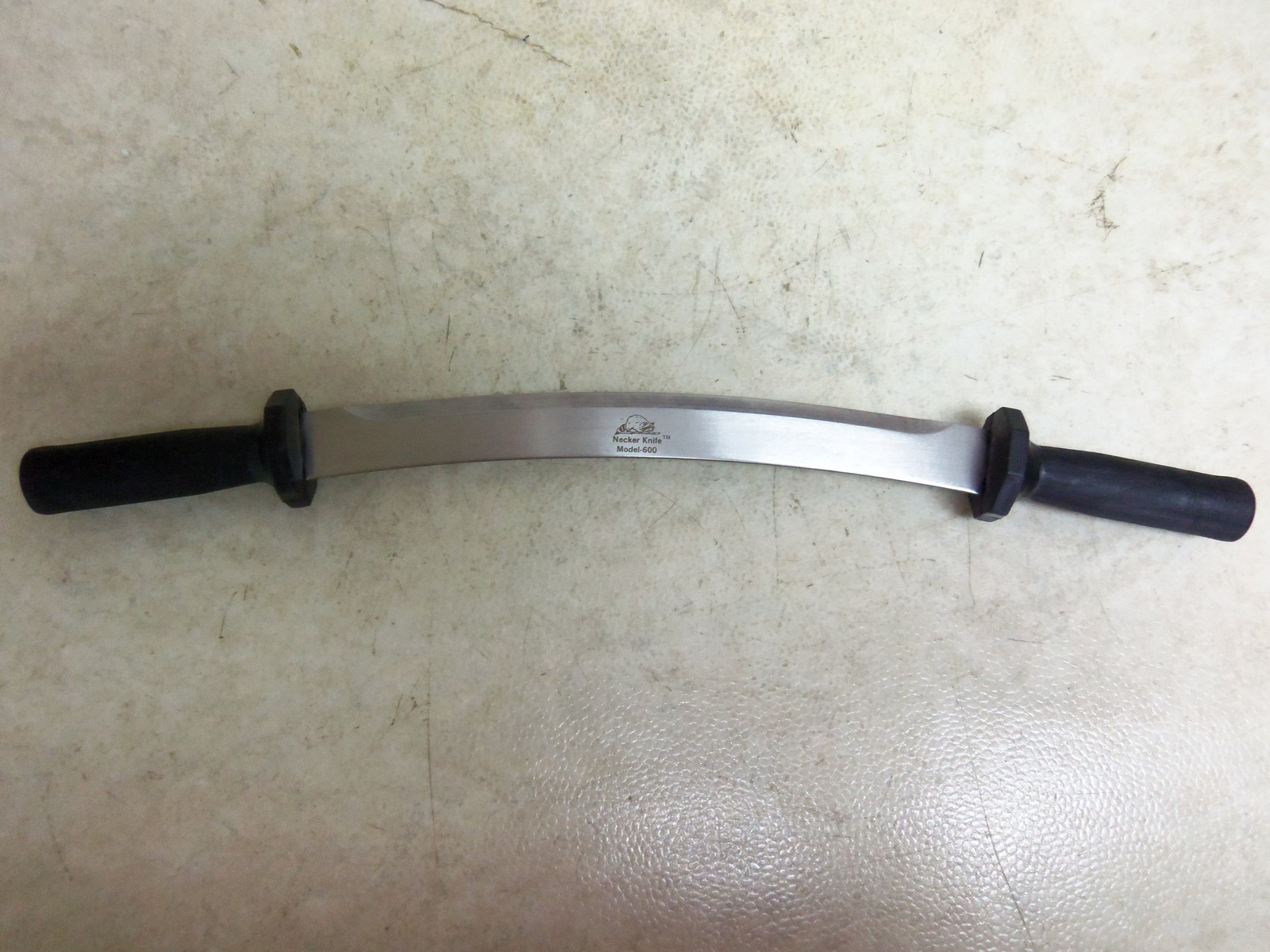 Necker 600  Fleshing Knife Fur Handling Skinning Pelt Hide Traps Trapping