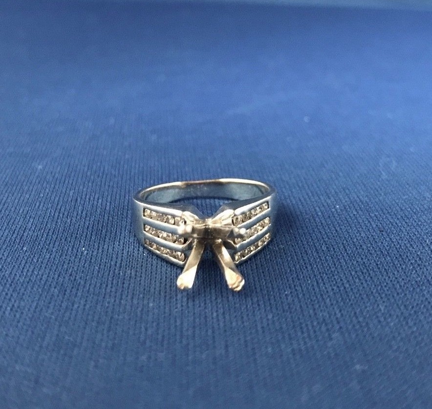18K White Gold Setting Side Diamonds .33 carats #287.