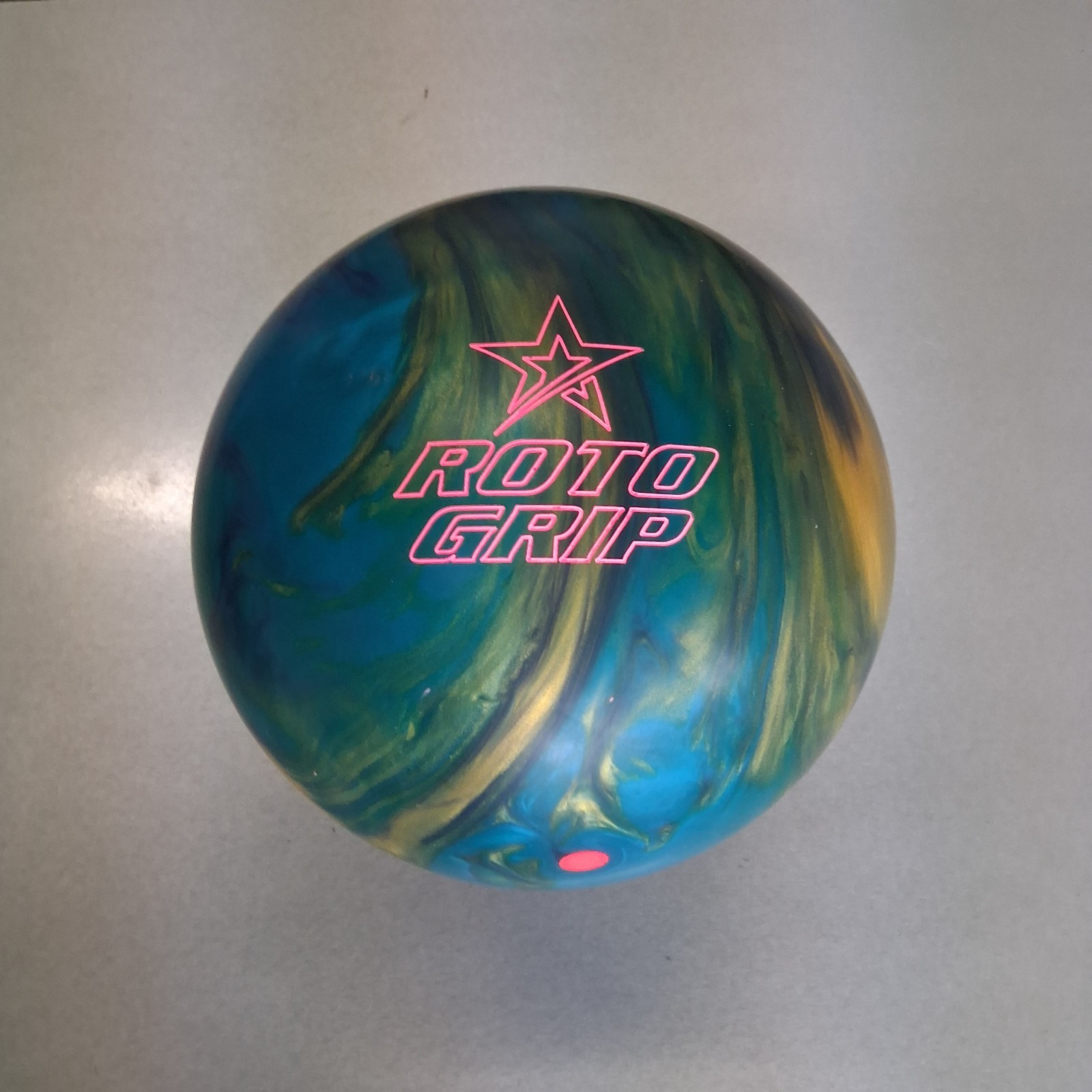 Roto Grip Halo Vision 1ST QUALITY bowling ball 15 LB. NEW IN BOX! #086