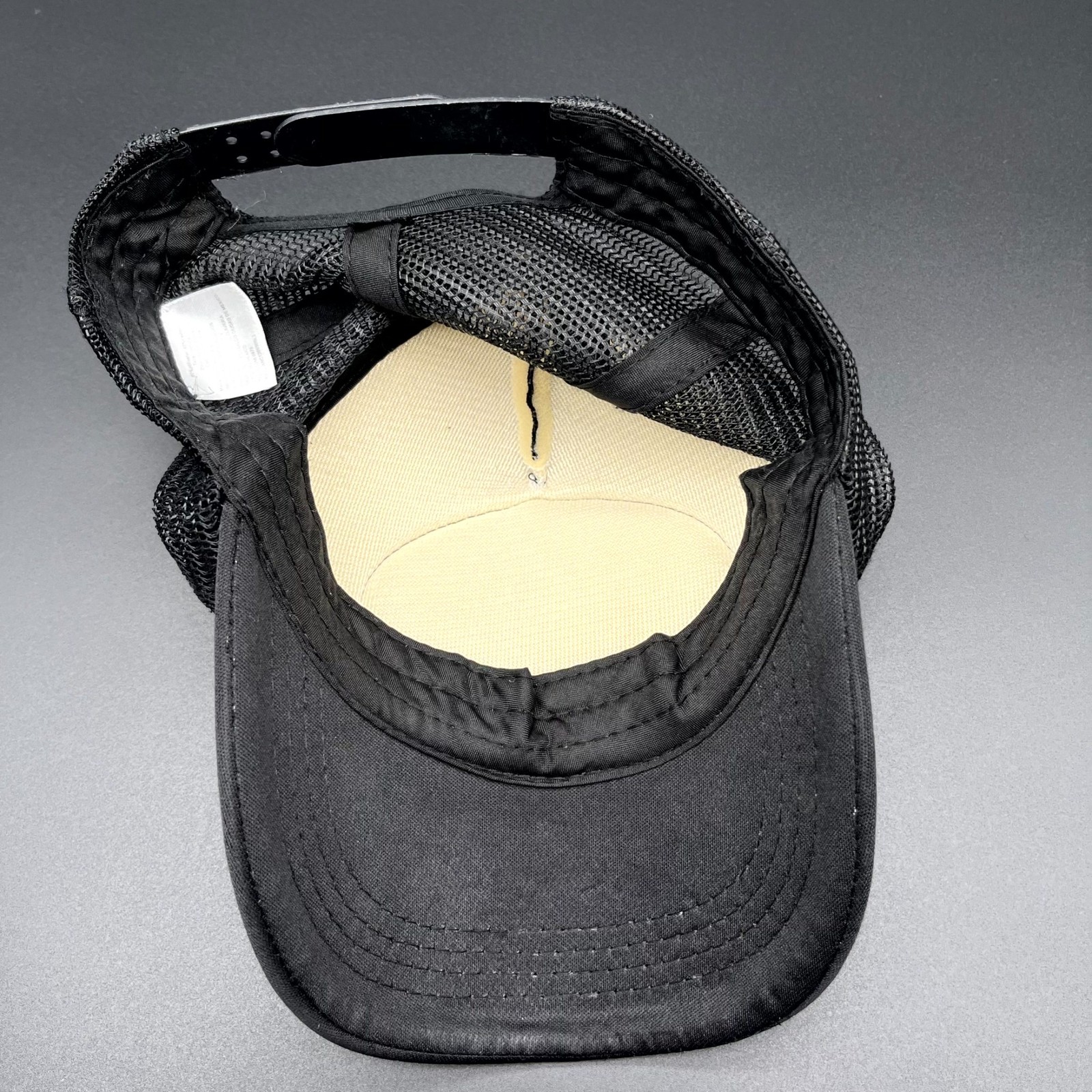 Batman Rubber Logo Boy Black Polyester Trucker Cap Mesh Back Snapback Adjustable