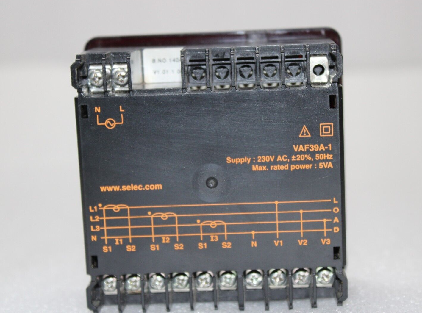 SELEC VAF39A-1 VOLTAGE AMPERE FREQUENCY METER