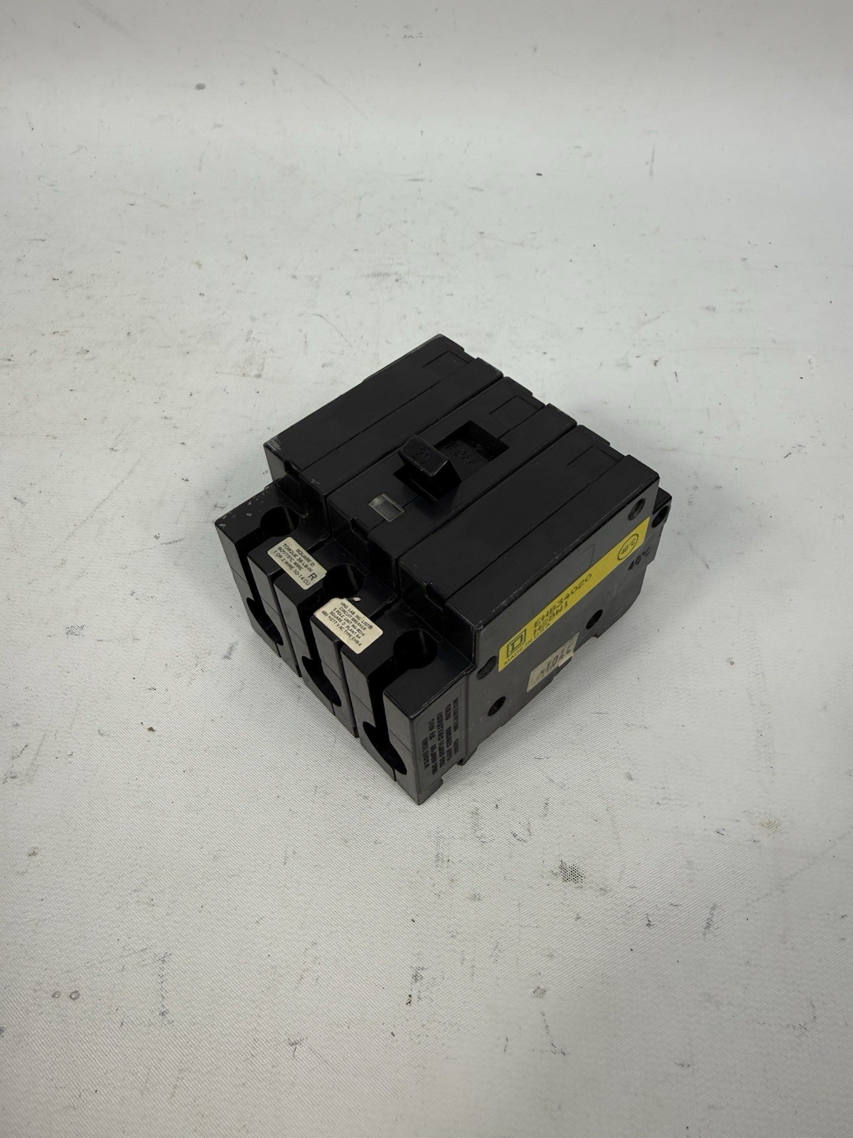 SQUARE-D 3 POLE CIRCUIT BREAKER 20 AMP 480V, NEHB EHB34020 20A BOLT ON Tested