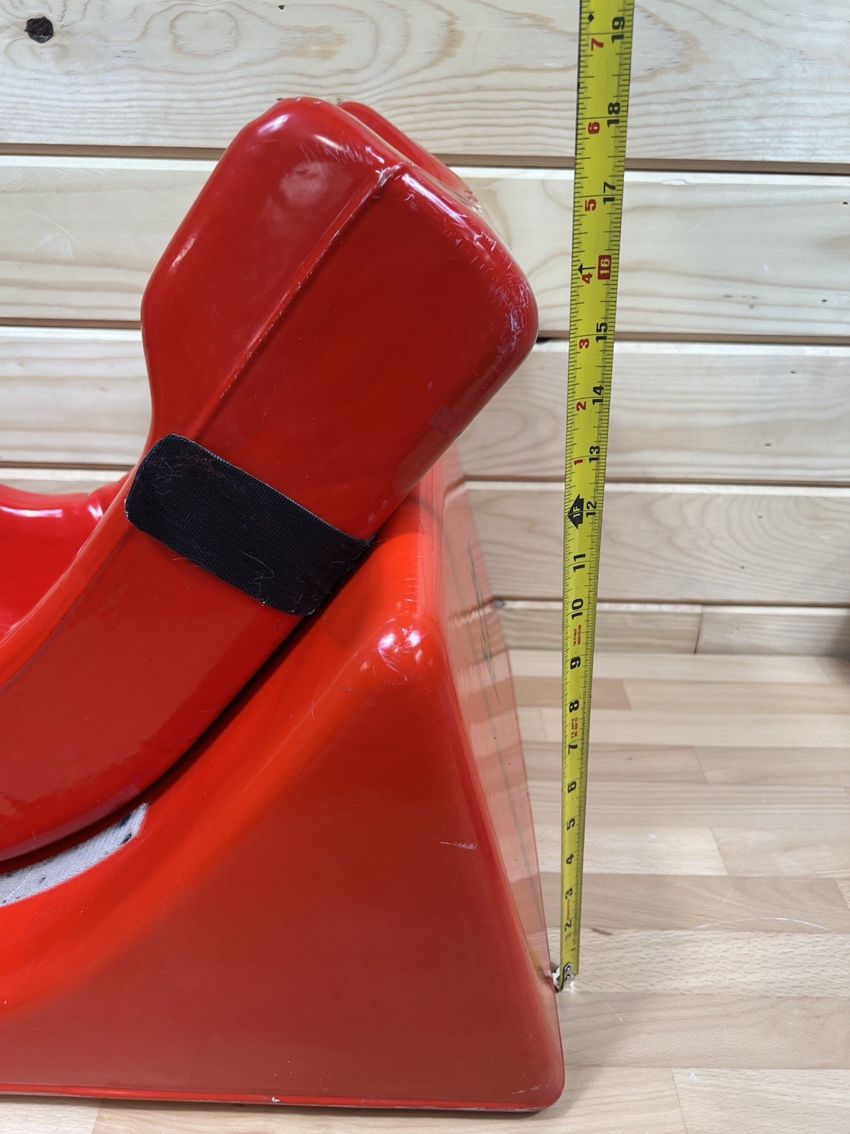 TUMBLE FORMS Feeder Seat Positioner and Tumble Forms Wedge No Belts
