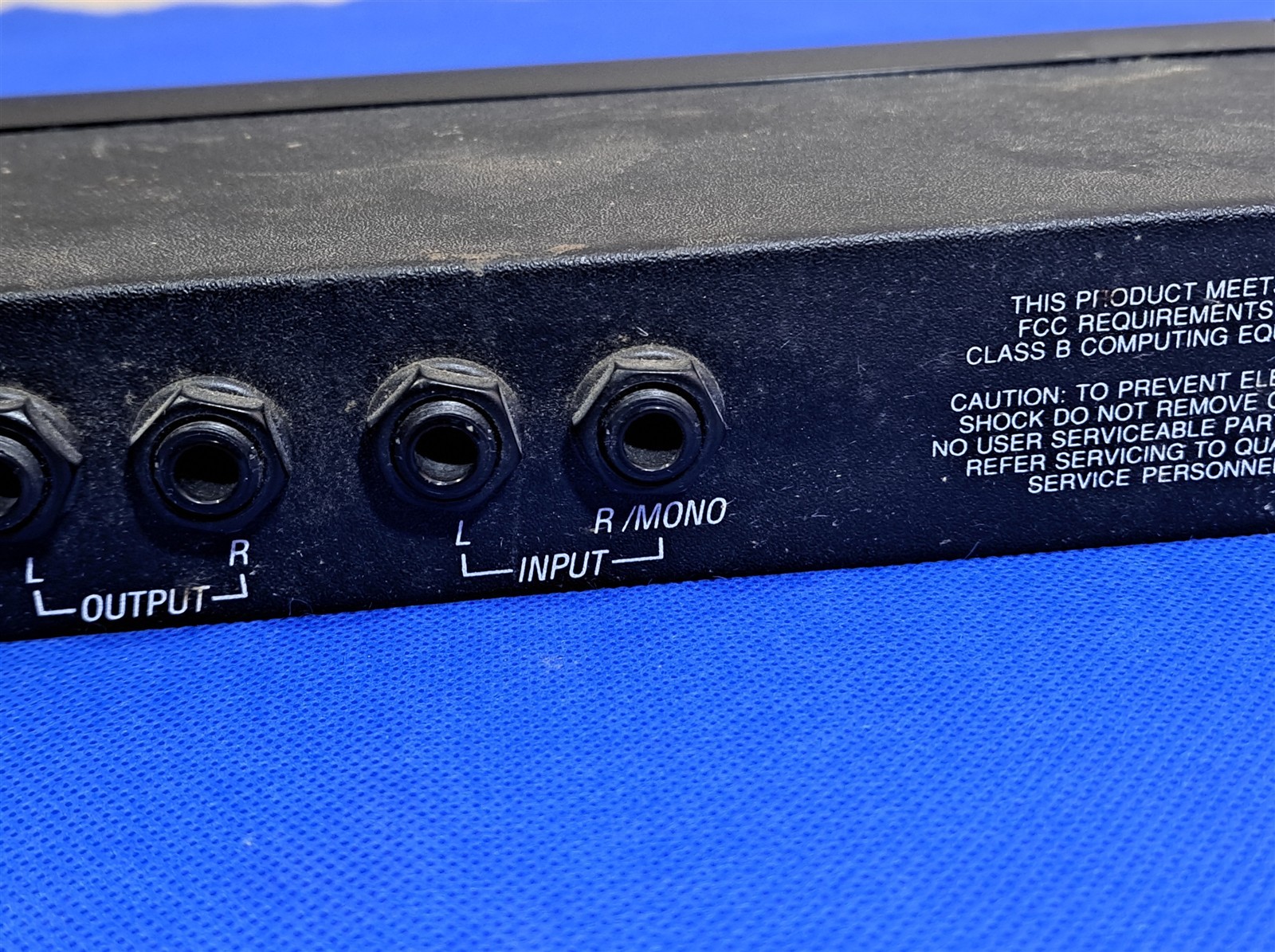 Alesis Microverb III 16 Bit Digital Reverb DELAY 256 Programs No AC Adapter