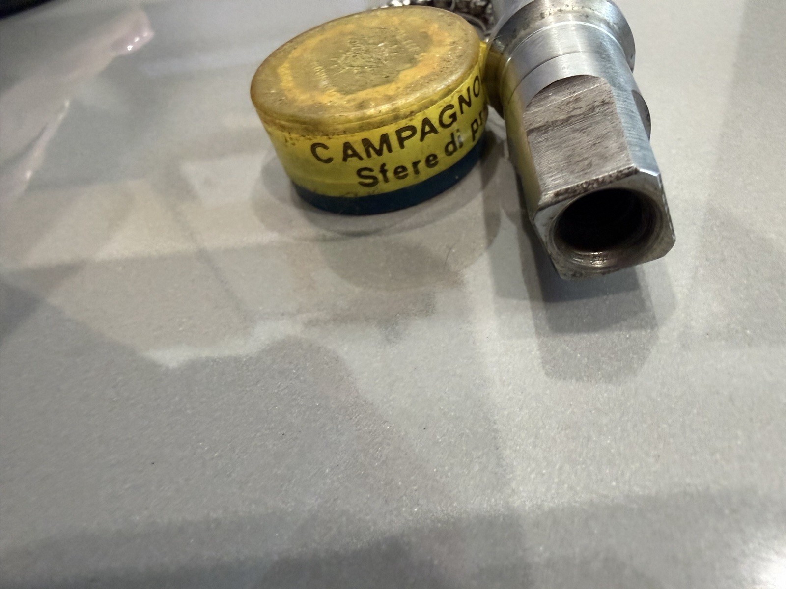 Campagnolo 68-SS Bottom Bracket Spindle a