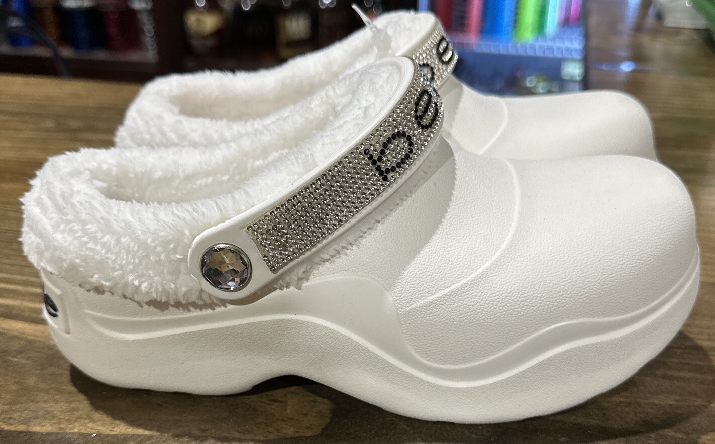 Bebe Womens Janessa White Slip On Casual Clogs Shoes New Size 6