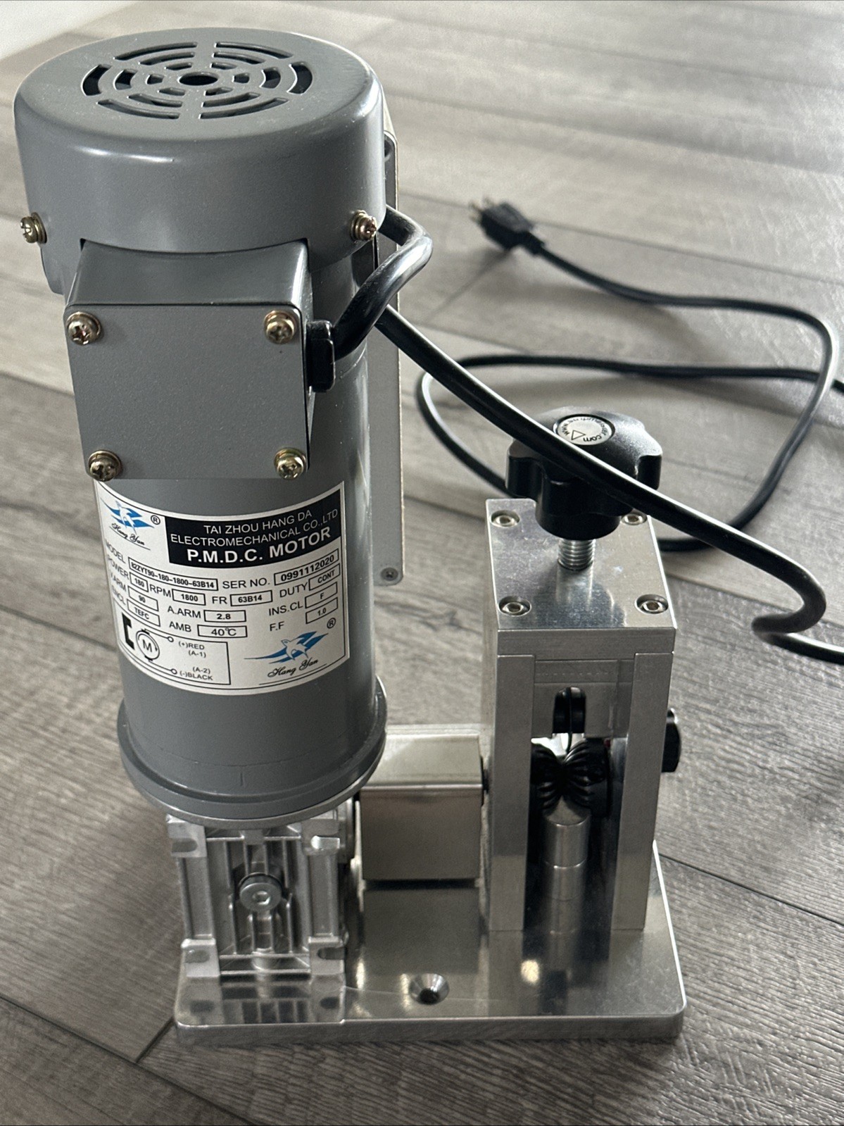 Stripmeister E250 Pro 120V/7AMP Wire Stripping Machine