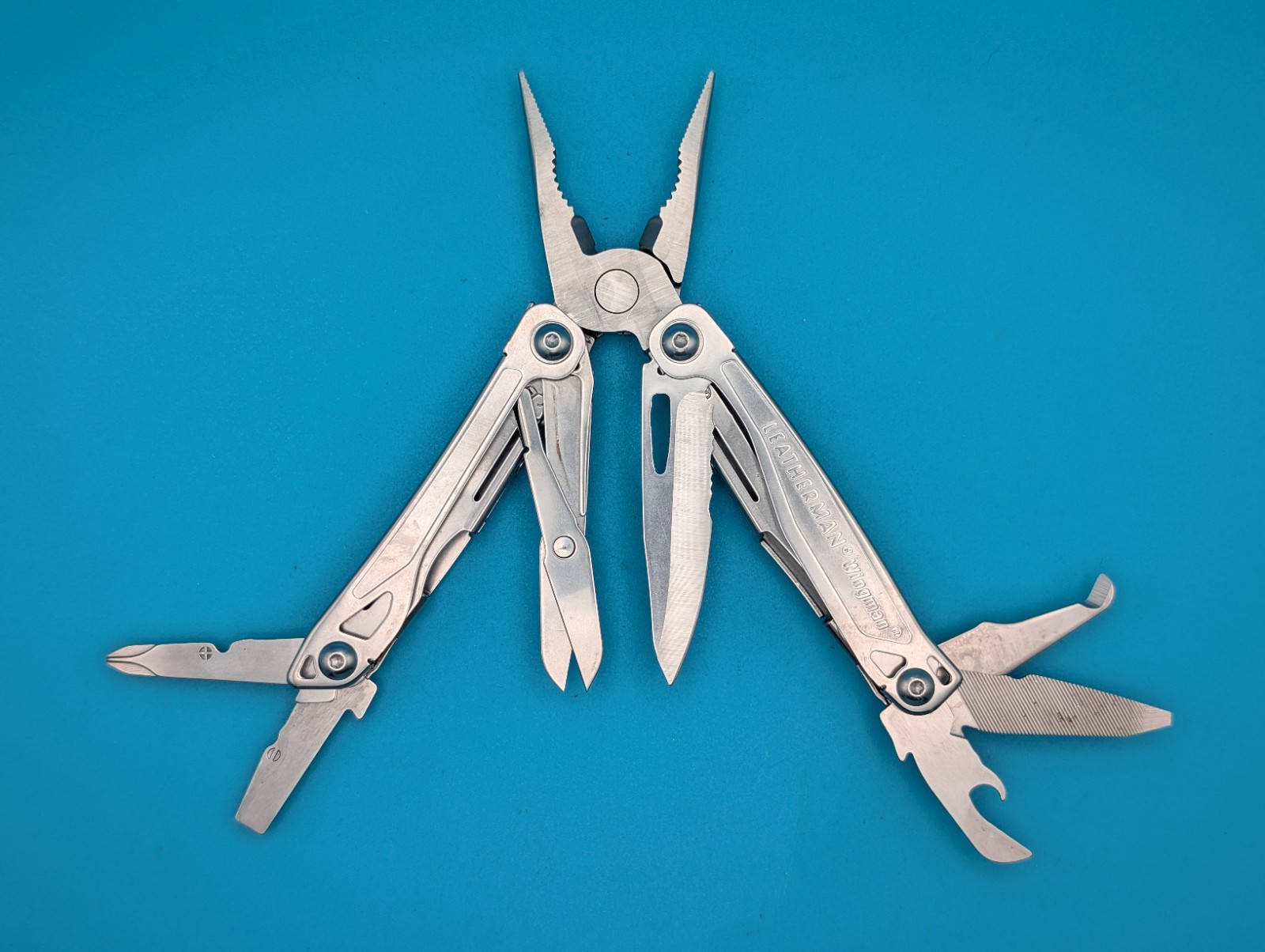 LEATHERMAN WINGMAN MULTI-TOOL! FAST SHIPPING!