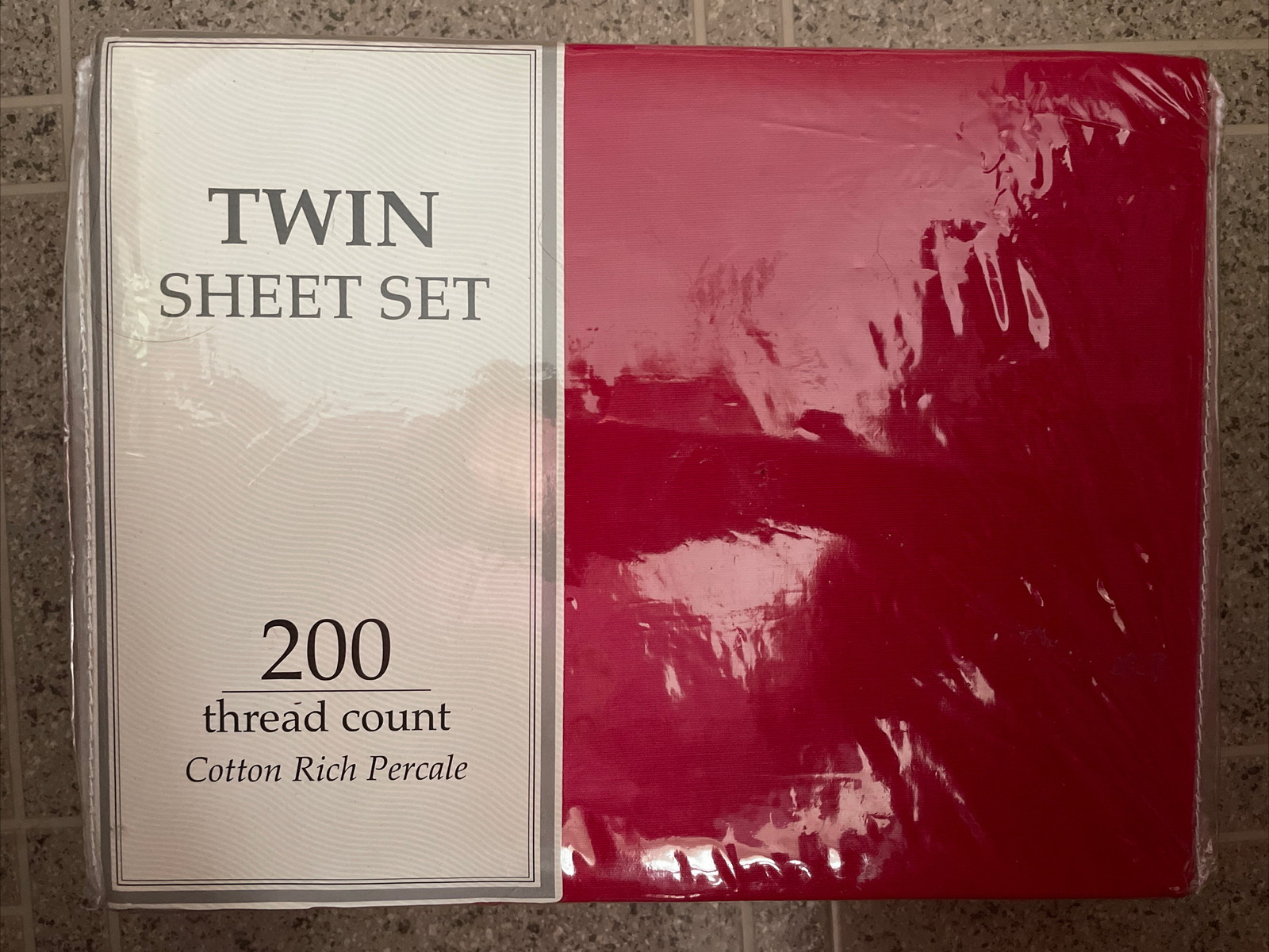 New Royale Twin Sheet Set Red 200 Thread Count 55 cotton 45 polyester