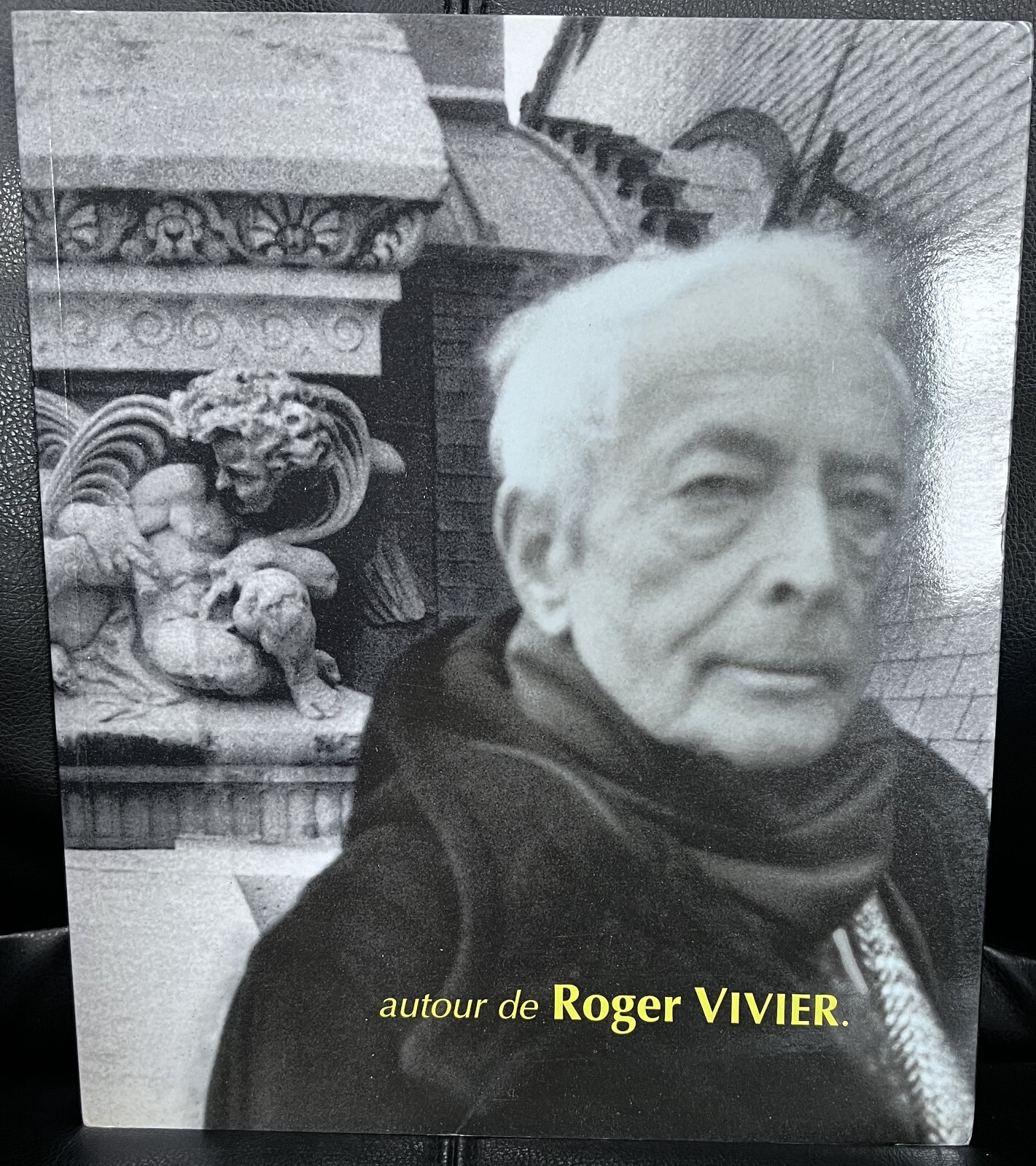 Autour de Roger Vivier - Galerie Enrico Navarra Exhibition Catalog (1995) French
