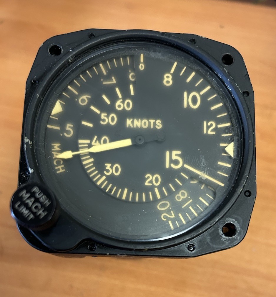 Authentic U.S. Kollsman Learjet Airspeed & Mach Number Indicator S/N 4184
