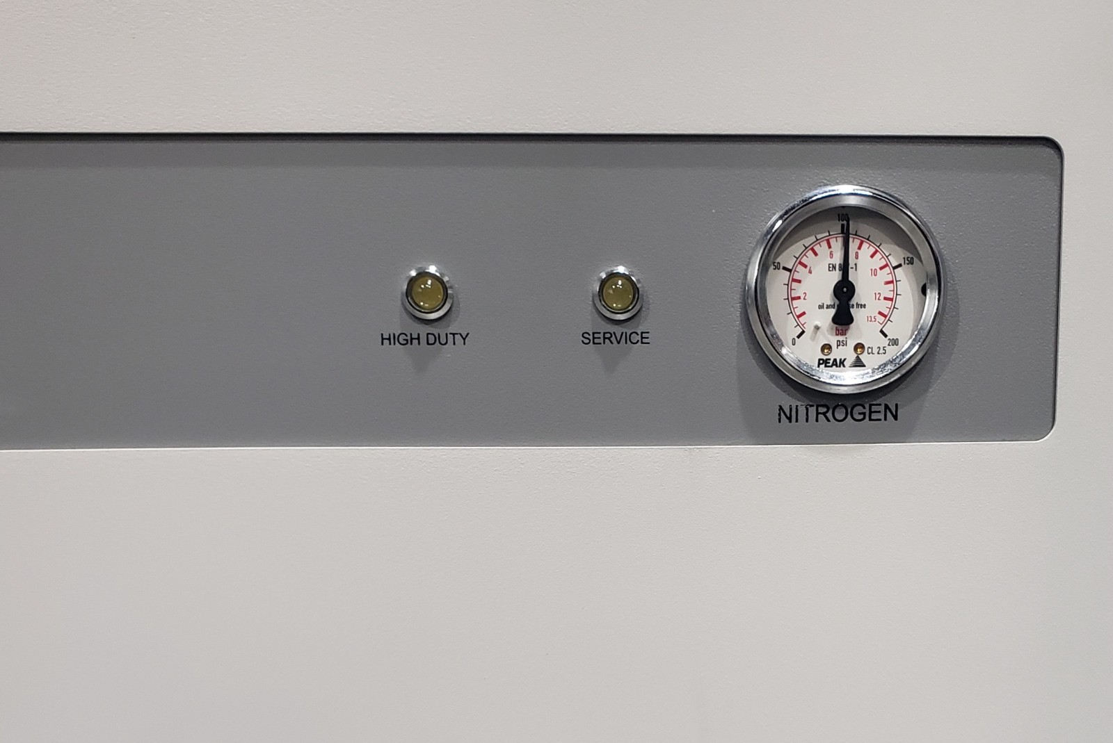 PEAK Scientific NM32LA Nitrogen Generator