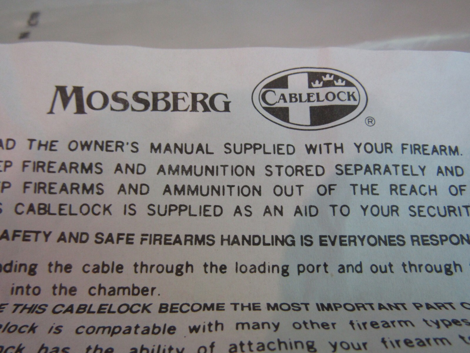Mossberg Cable Lock w/ 2 Keys Security Protection Lockup Firearms Blue