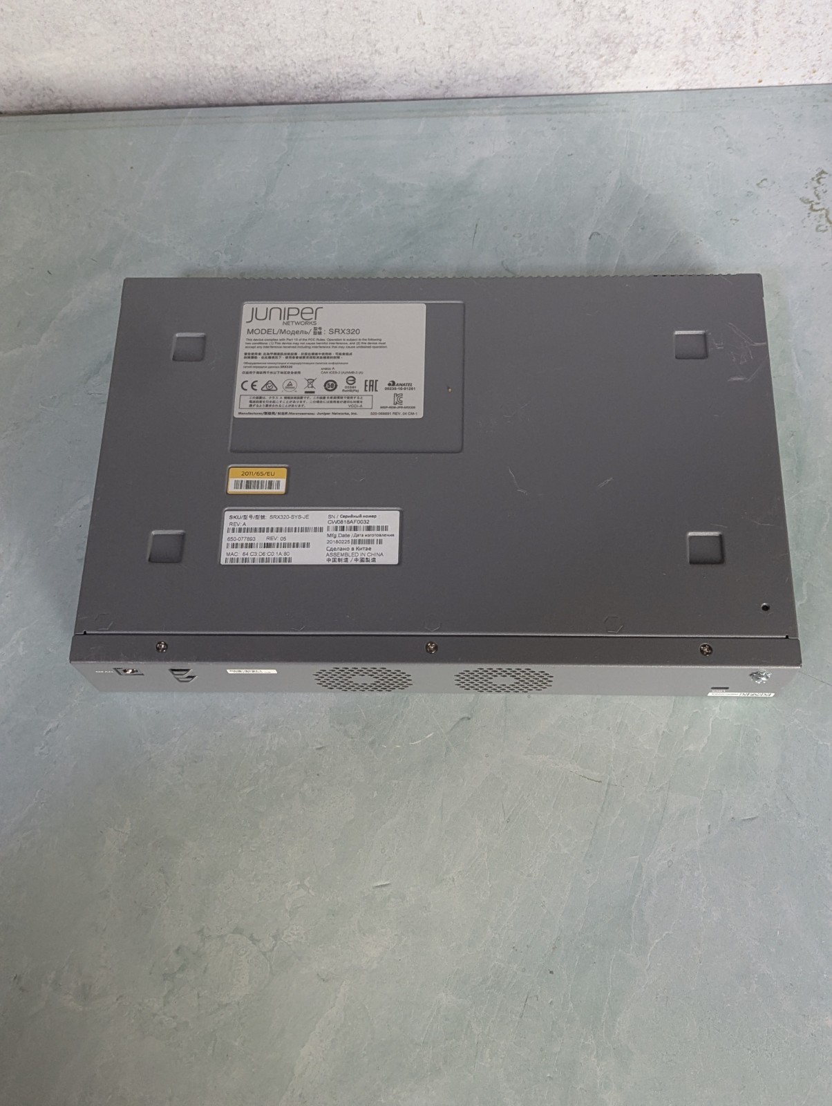 Juniper Networks SRX320 Security Services Gateway Appliance - NO Power Supply