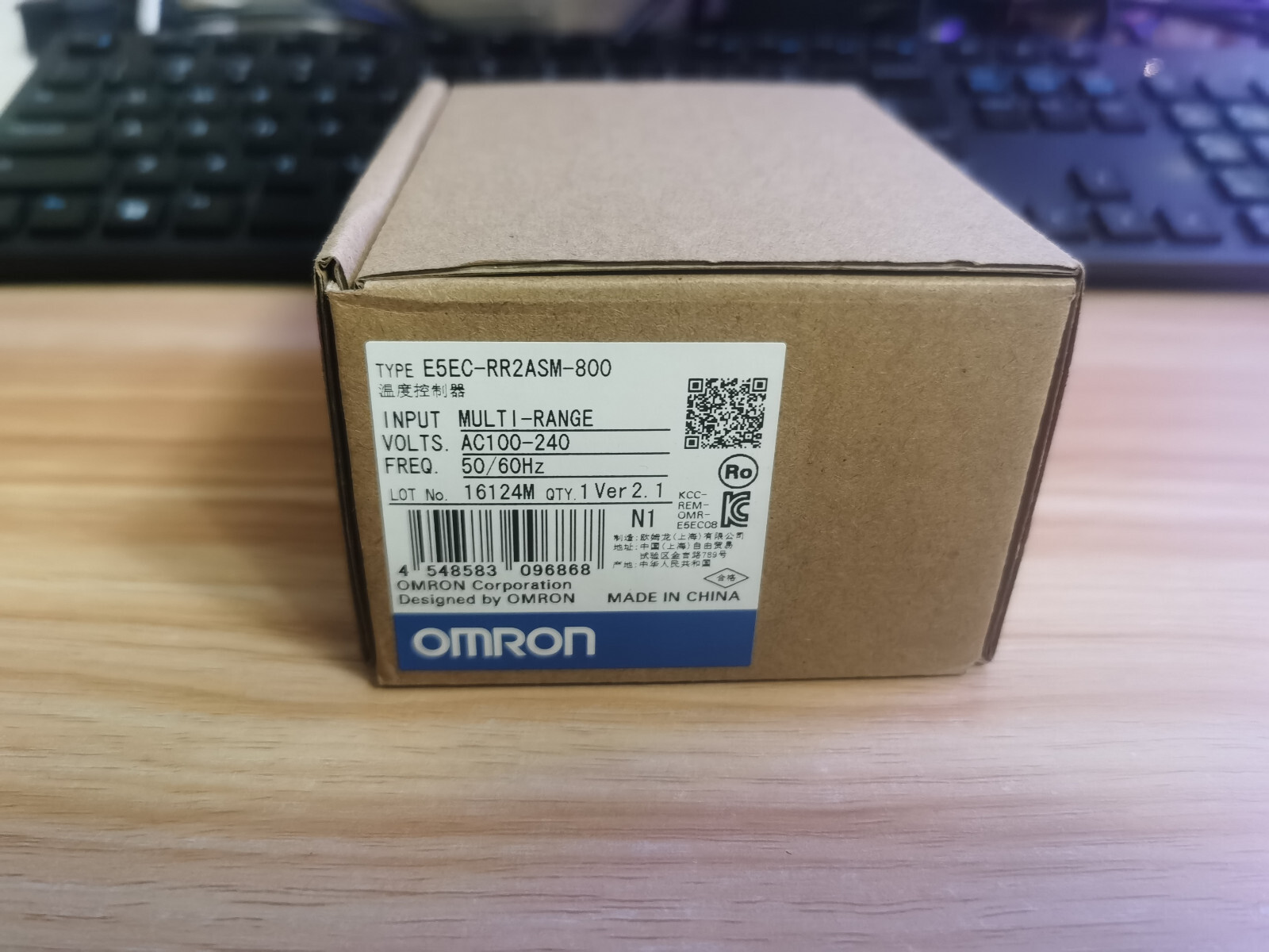 Original Digital Omron Temperature Controller E5EC-RR2ASM-800 100-240VAC New #OM
