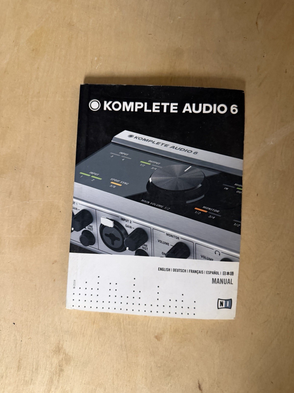 Native Instruments KOMPLETE AUDIO 6 USB Interface, 2 Mic, Phantom, MIDI S/PDIF