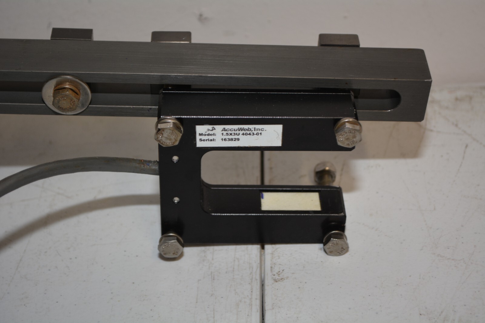 ^ AccuWeb Web Edge Guide Linear Actuator MNE-3 7500 / MTR 3108 & 1.5X3U Sensor