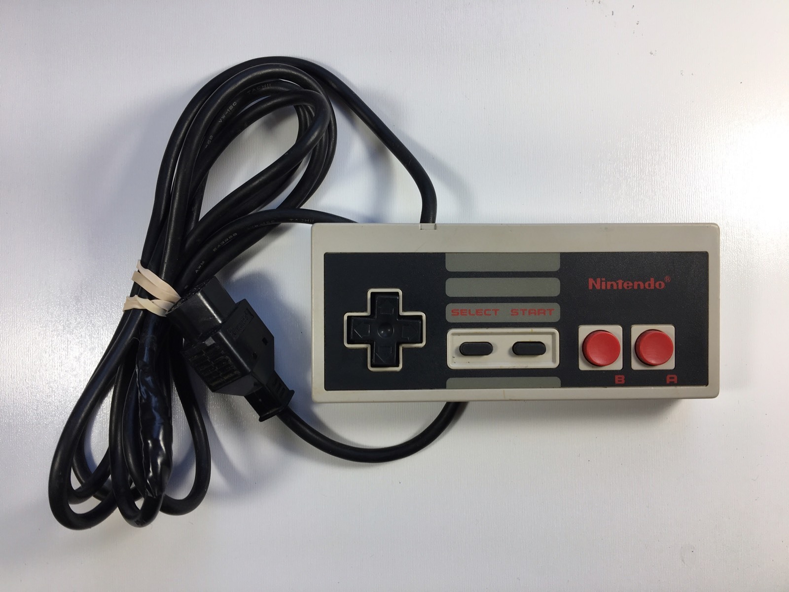 Nintendo Original NES-004 Vintage Controller Cleaned Tested GUARANTEED TO WORK