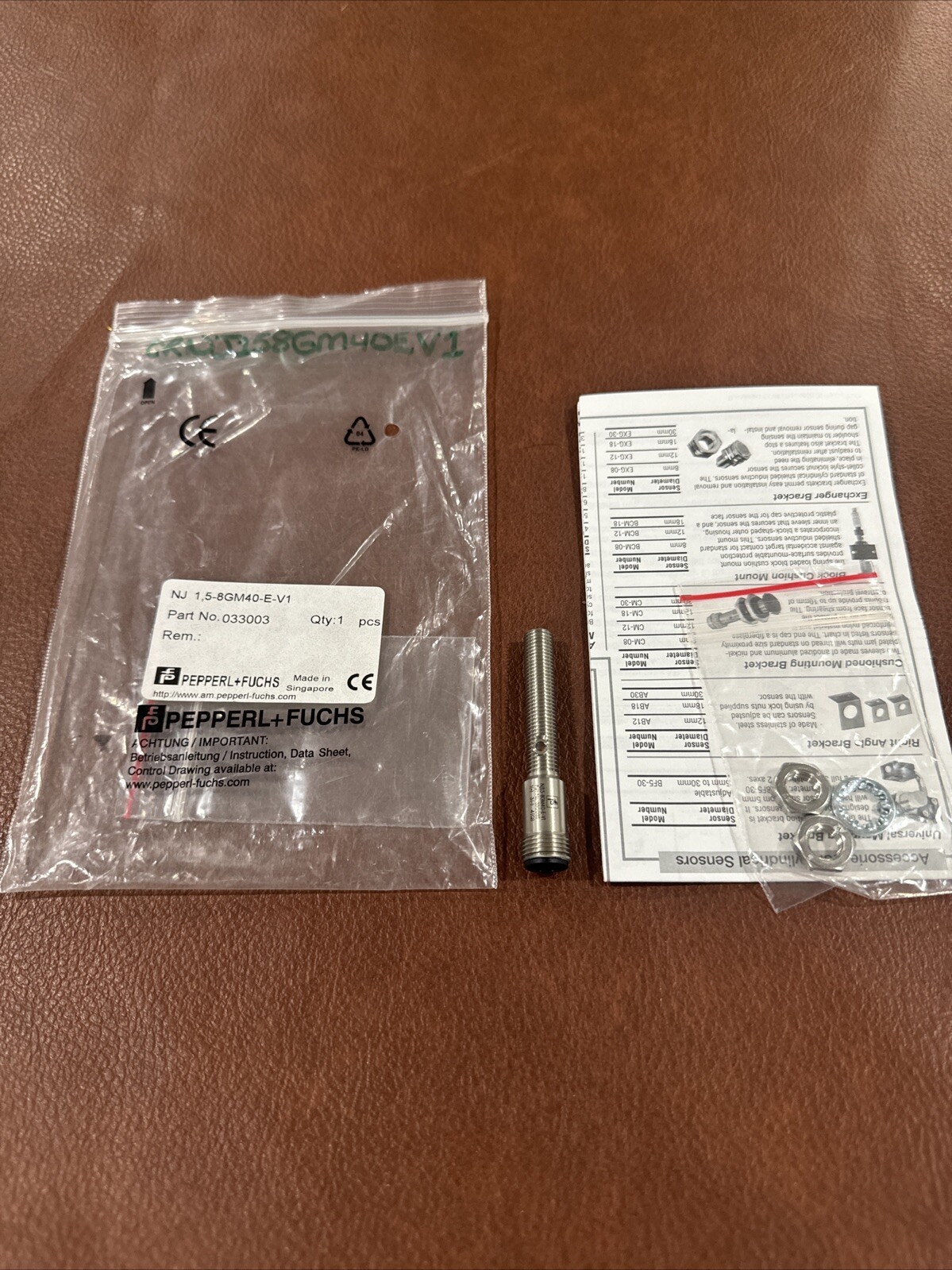 Pepperl Fuchs NJ1.5-8GM40-E-V1 Inductive Sensor 10-30v-dc 033003 #JB-CV-3D