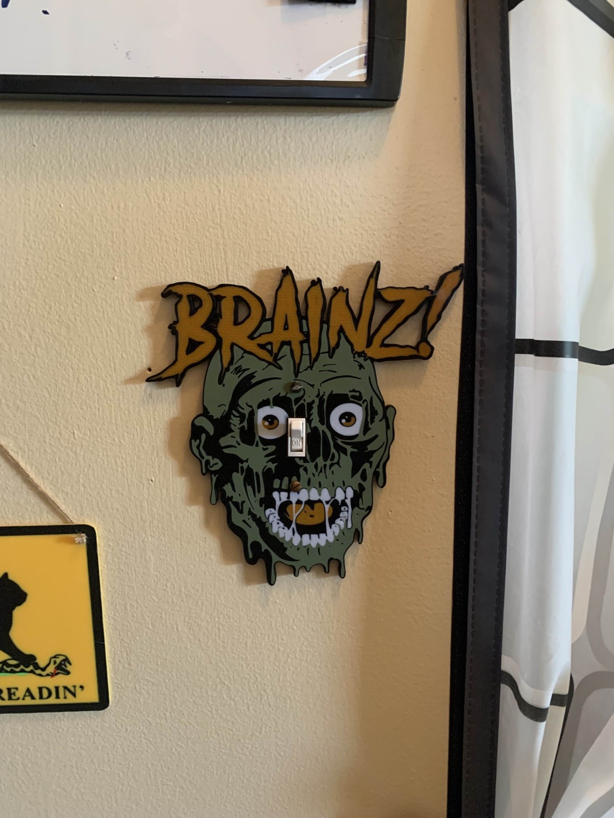 Customizable Zombie Wall Plate Cover |HOLOGRAPHIC Room decor|