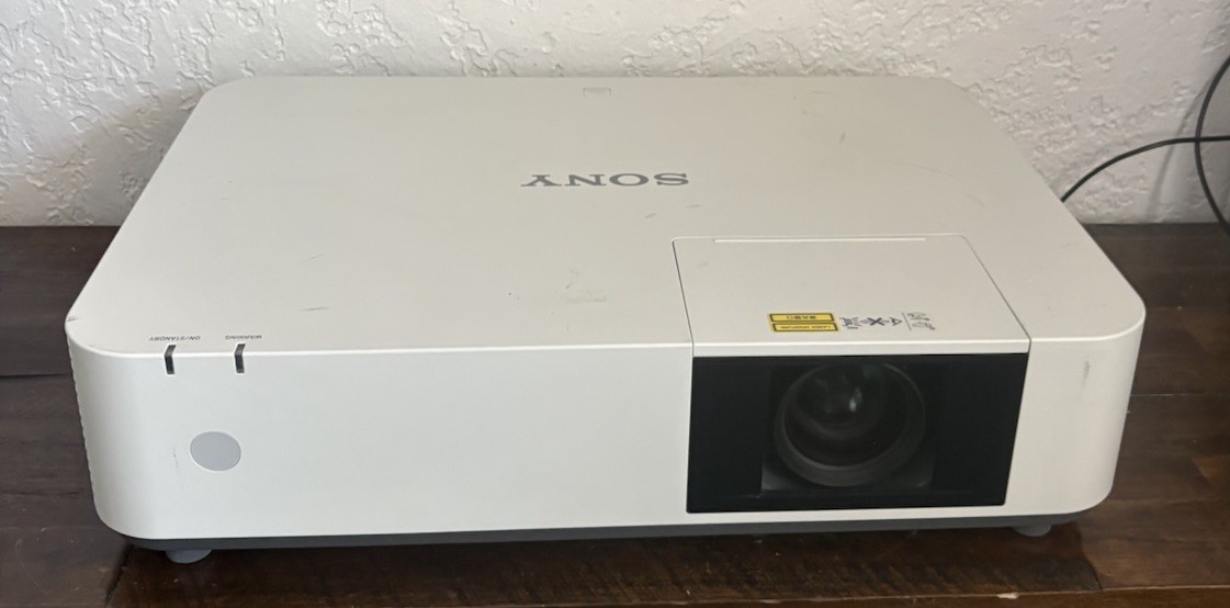 Sony VPL-PHZ10 WUXGA 3LCD Laser Projector 5000 Lumens - NO LAMP Powers On Read