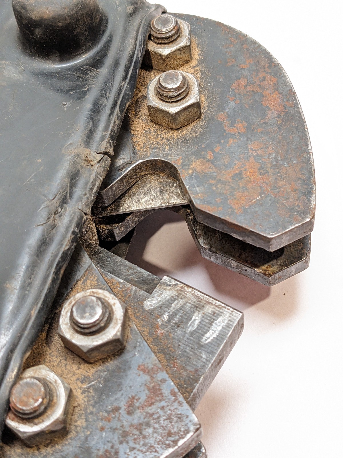 Thomas & Betts Ratcheting Cutter Crimper