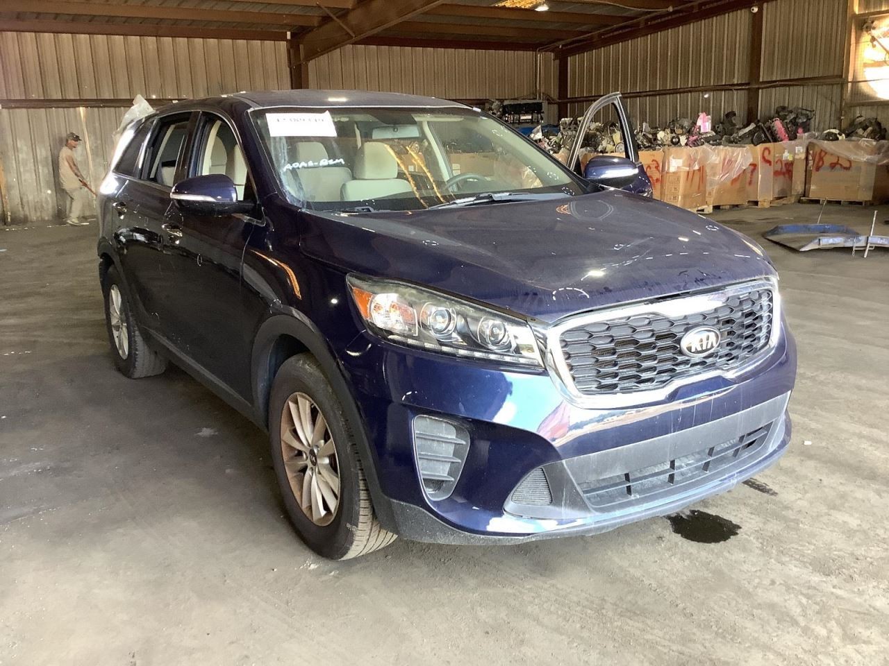 SORENTO 2019 Glove Box 4711472