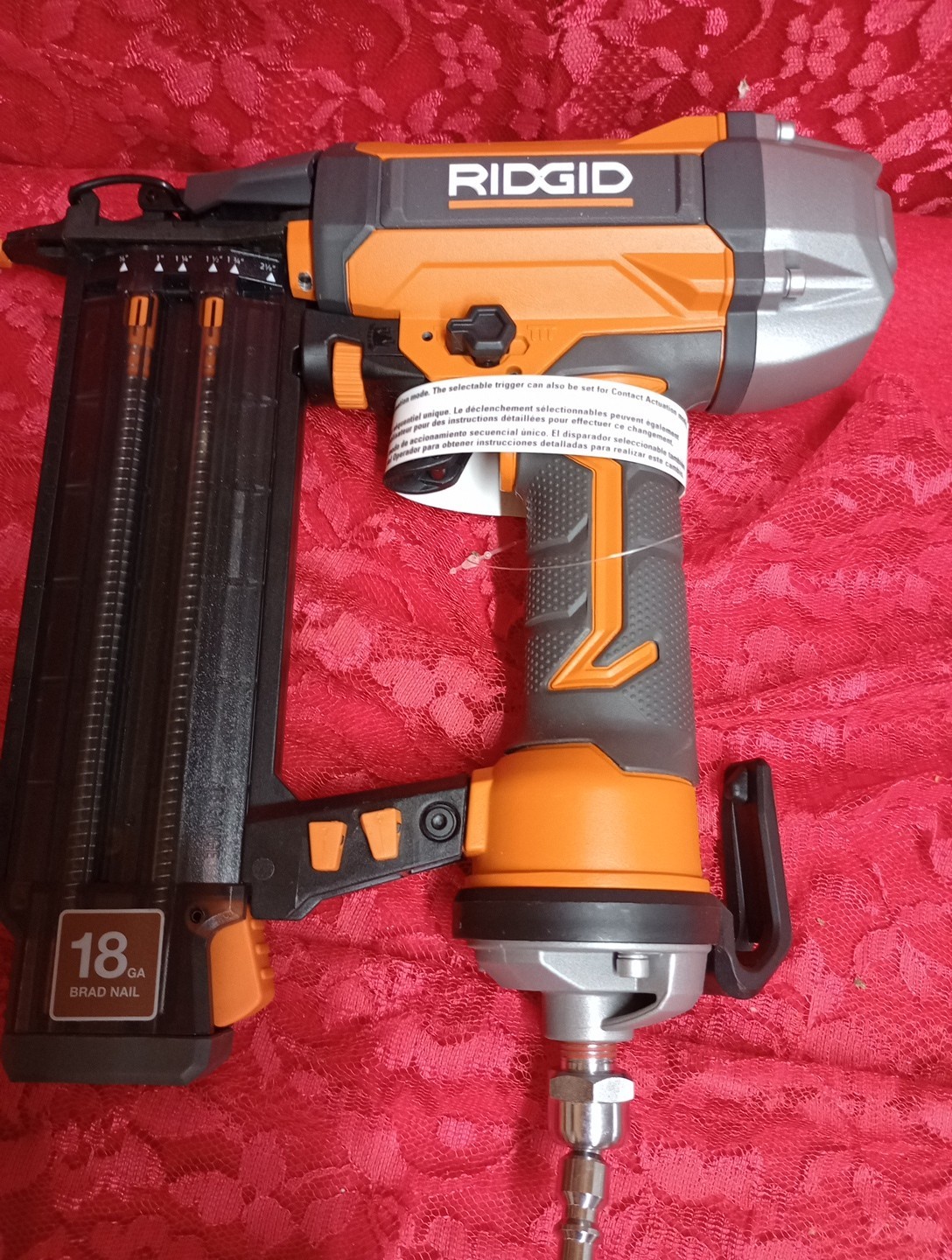 RIDGID R213BNF Brad Nail Gun