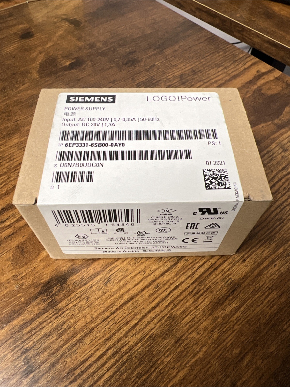 SIEMENS LOGO! Power 6EP3331-6SB00-0AY0 DC Power Supply 24V