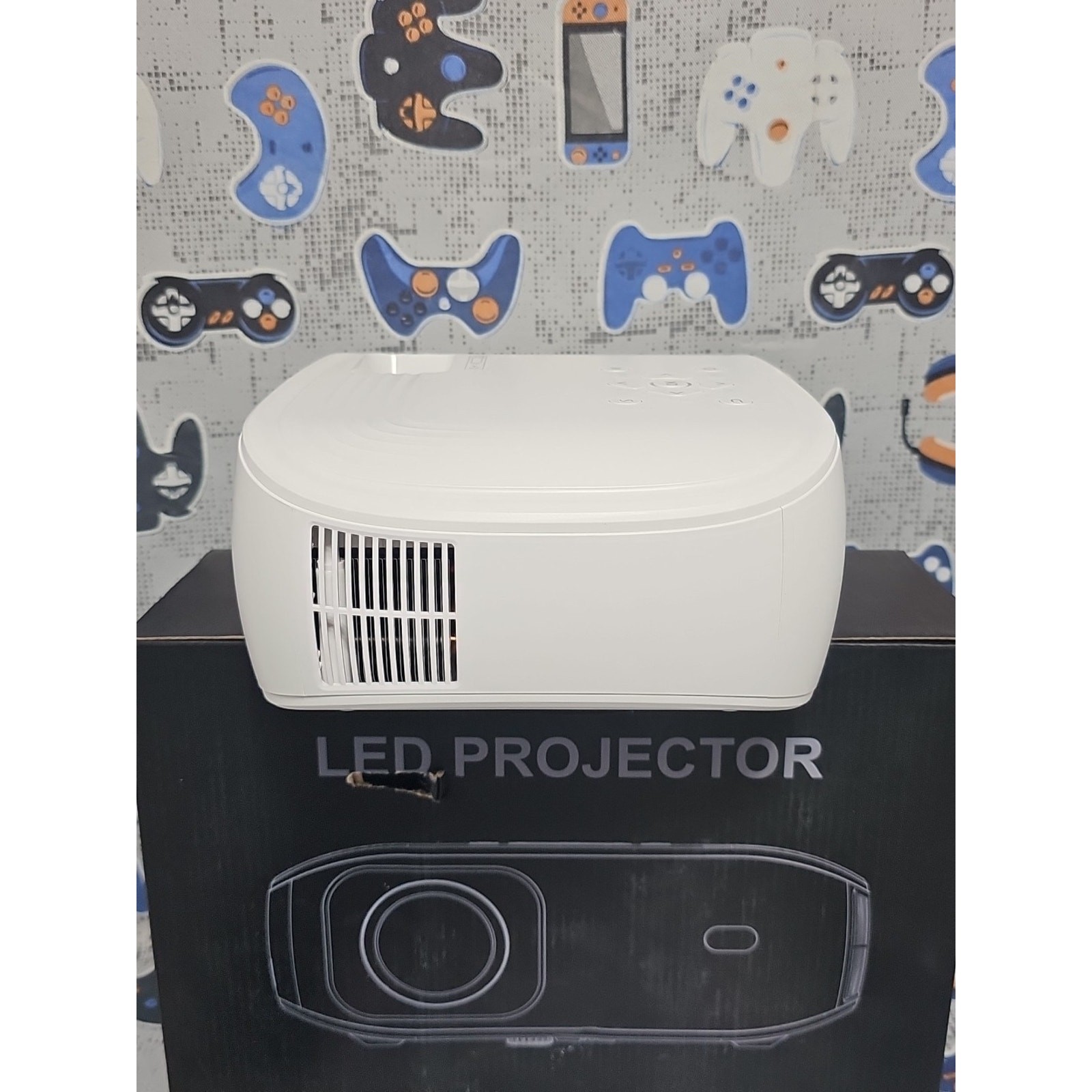 AUOSHI Projector W/Wifi & Bluetooth, 1080P OPEN BOX TESTED