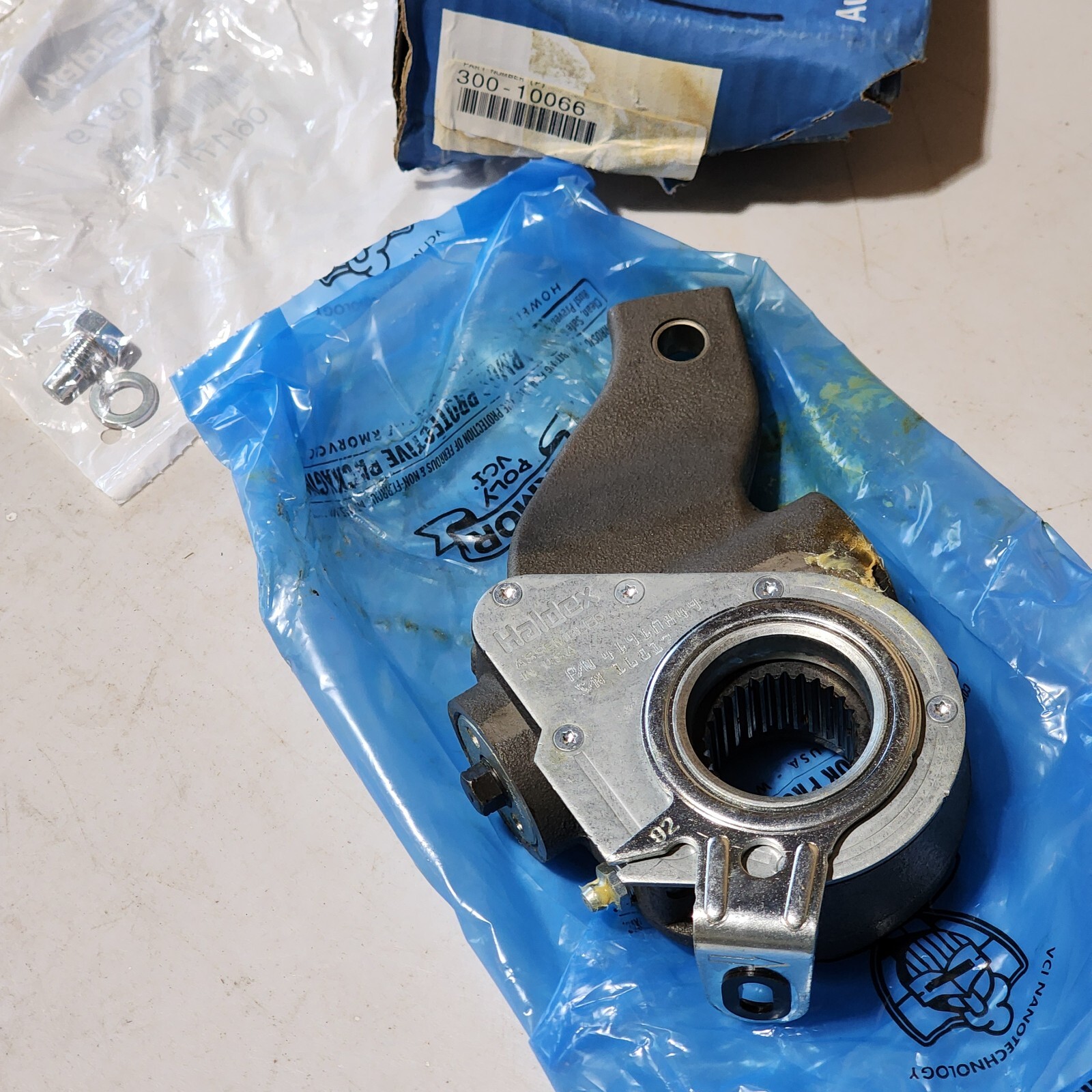 Haldex 300-10066 Slack Adjuster 28 Spline 1.5" Shaft 41910849 427-01579 10277